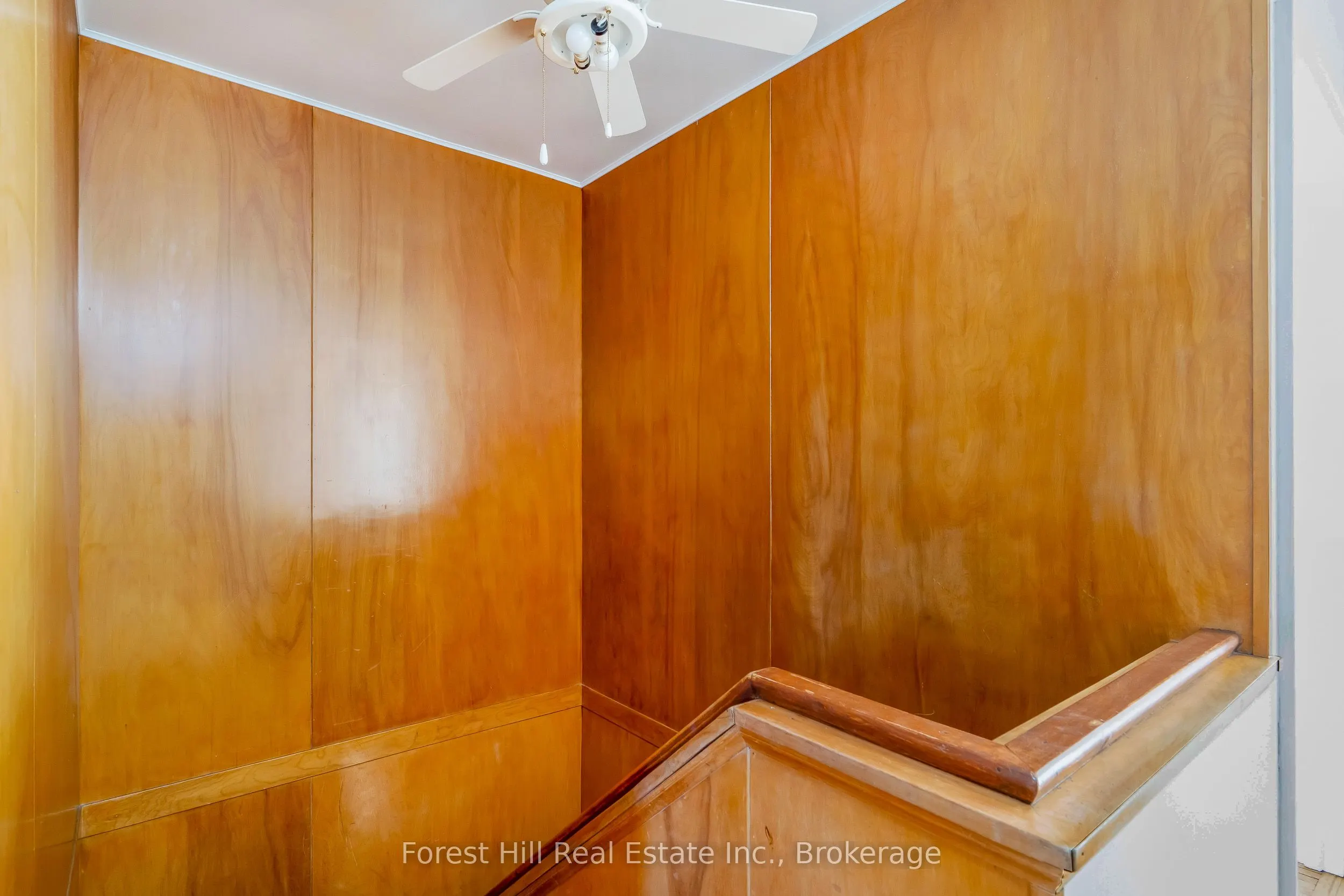 29 SYKES Street N, #202
