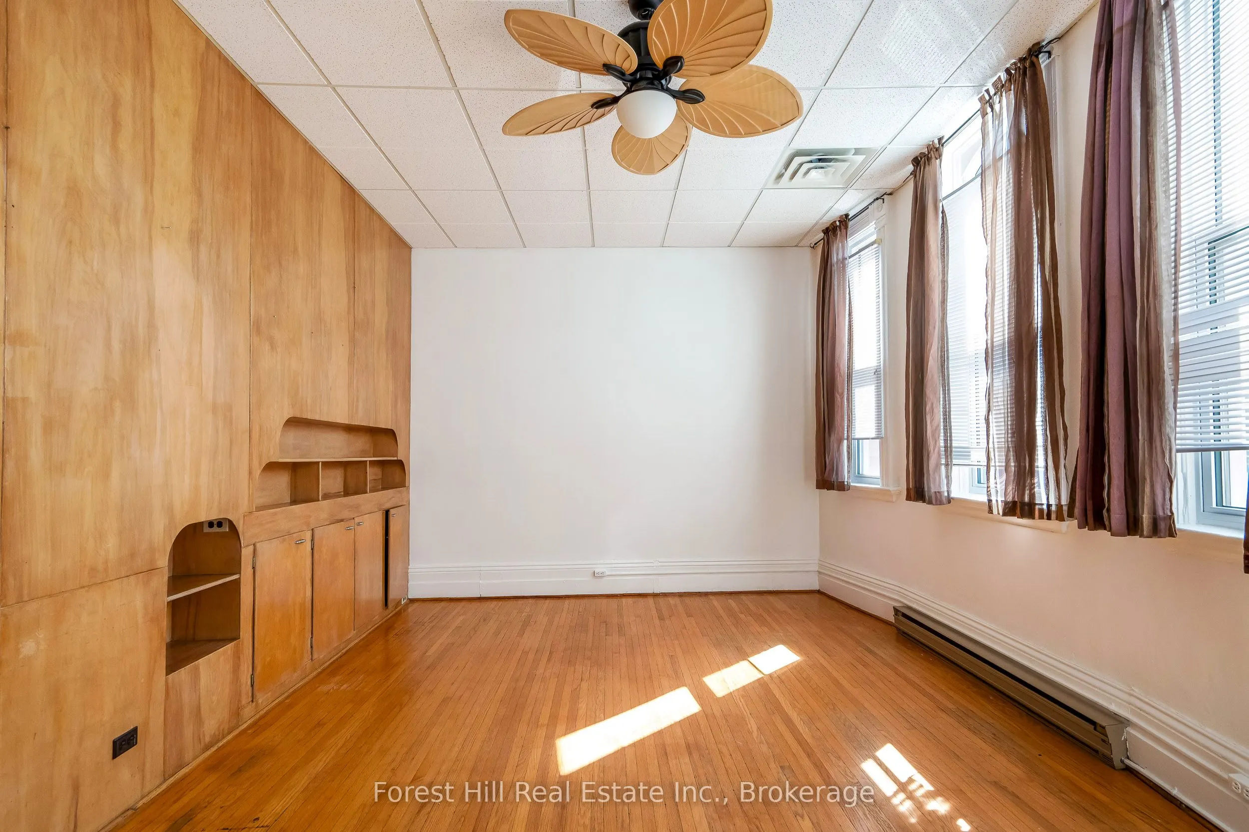 29 SYKES Street N, #202