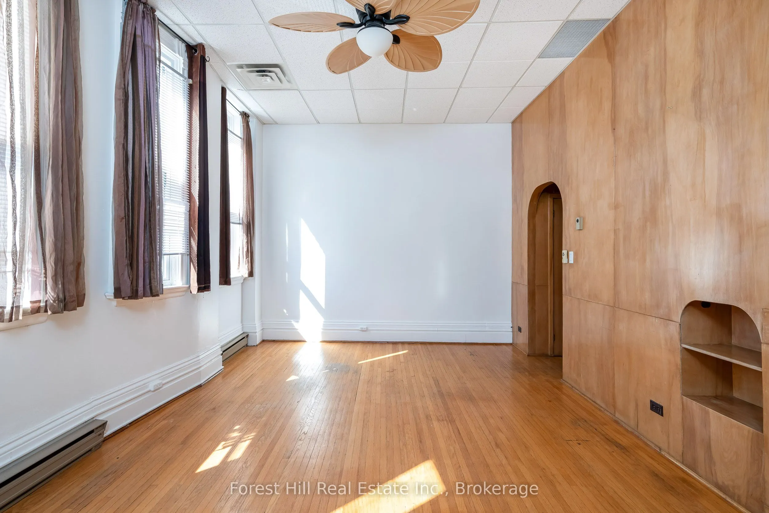 29 SYKES Street N, #202