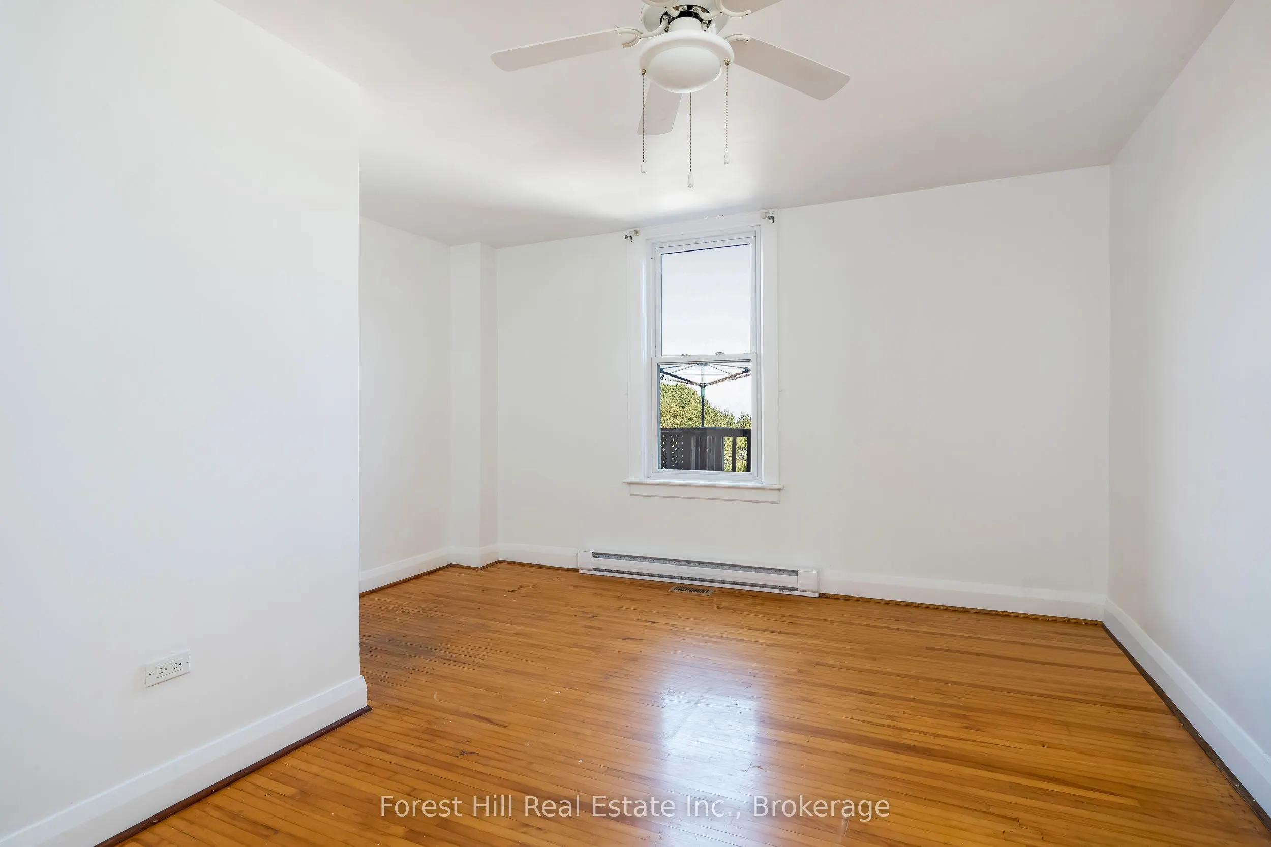 29 SYKES Street N, #202