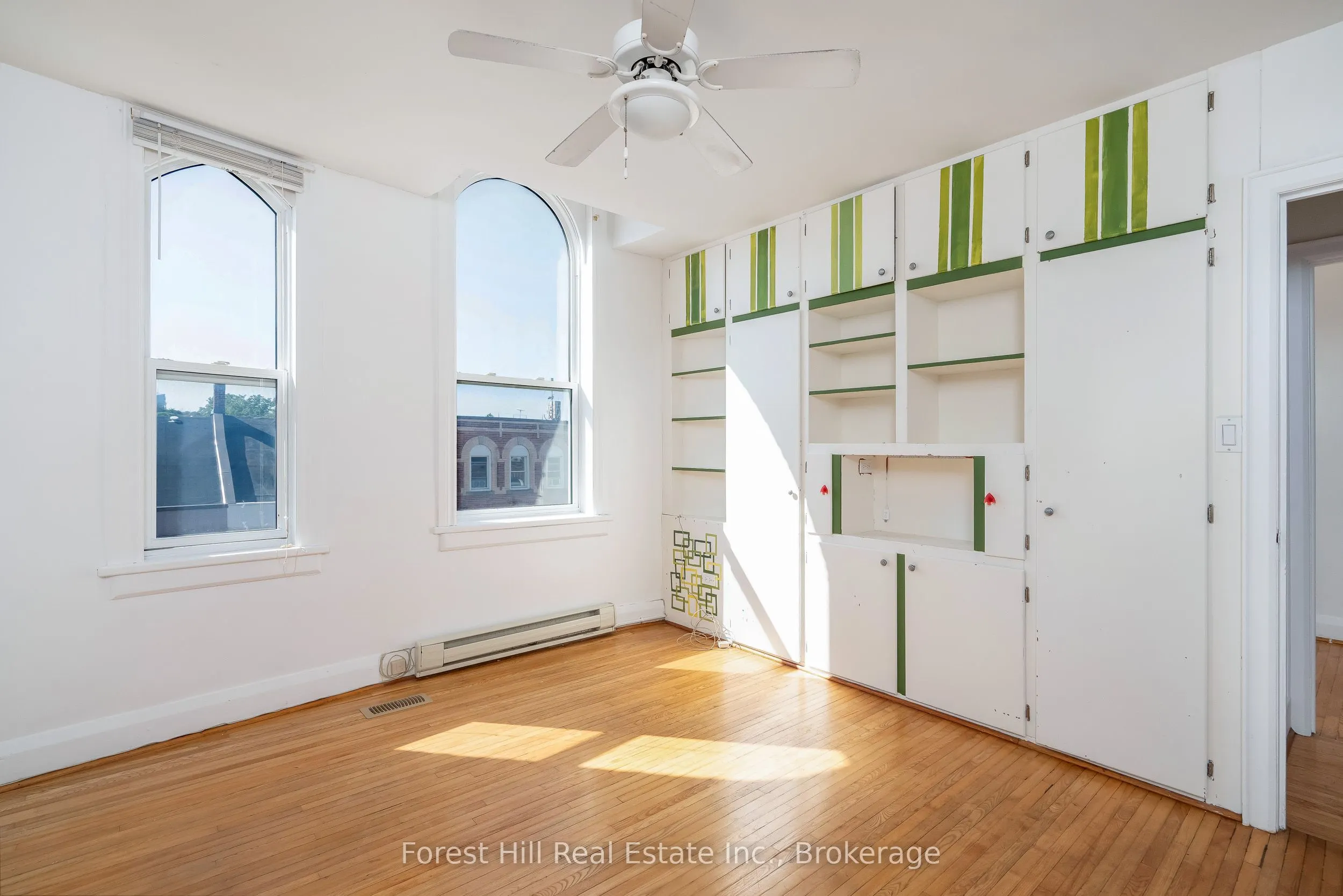 29 SYKES Street N, #202