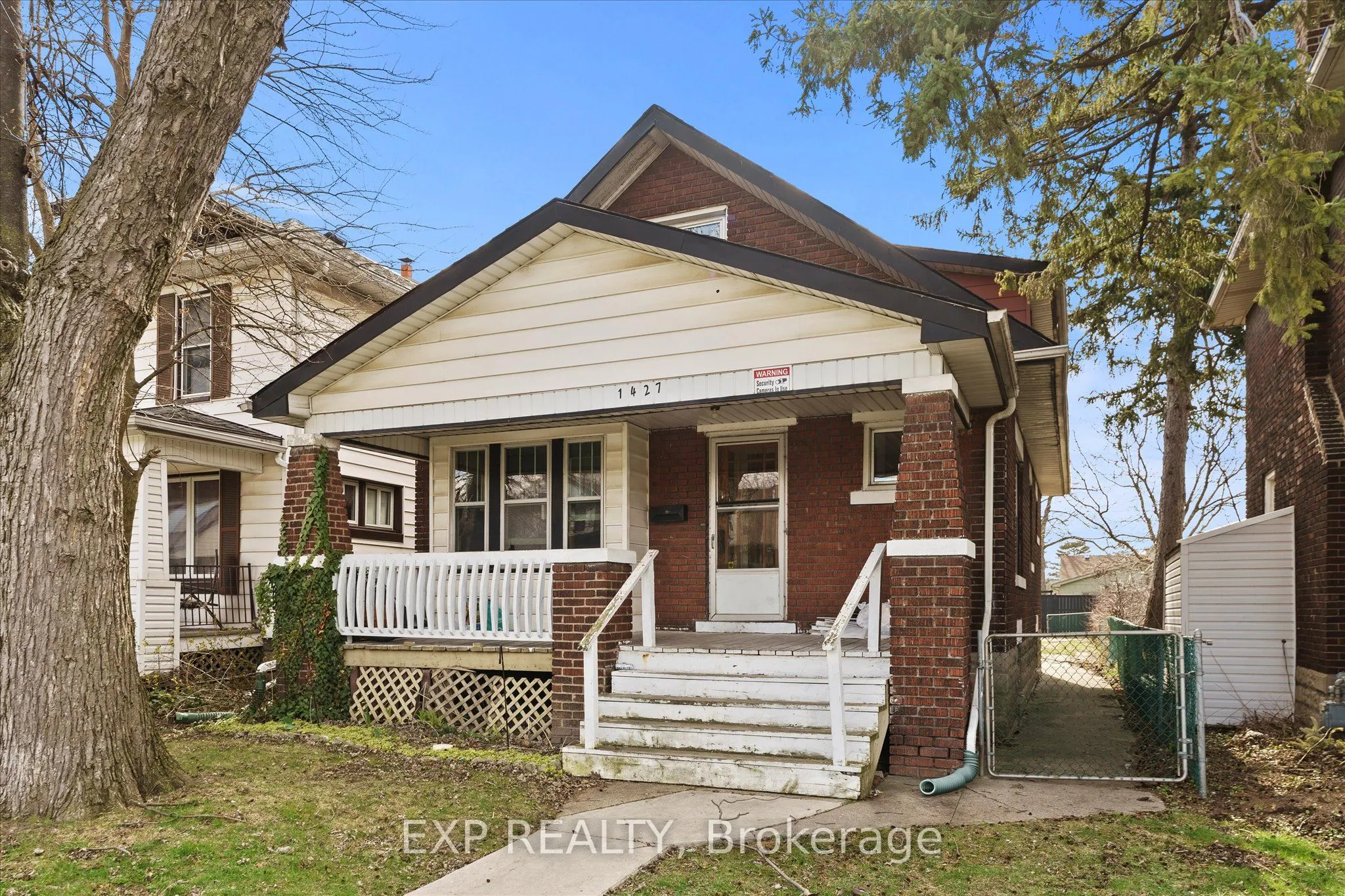 1427 Bruce Avenue