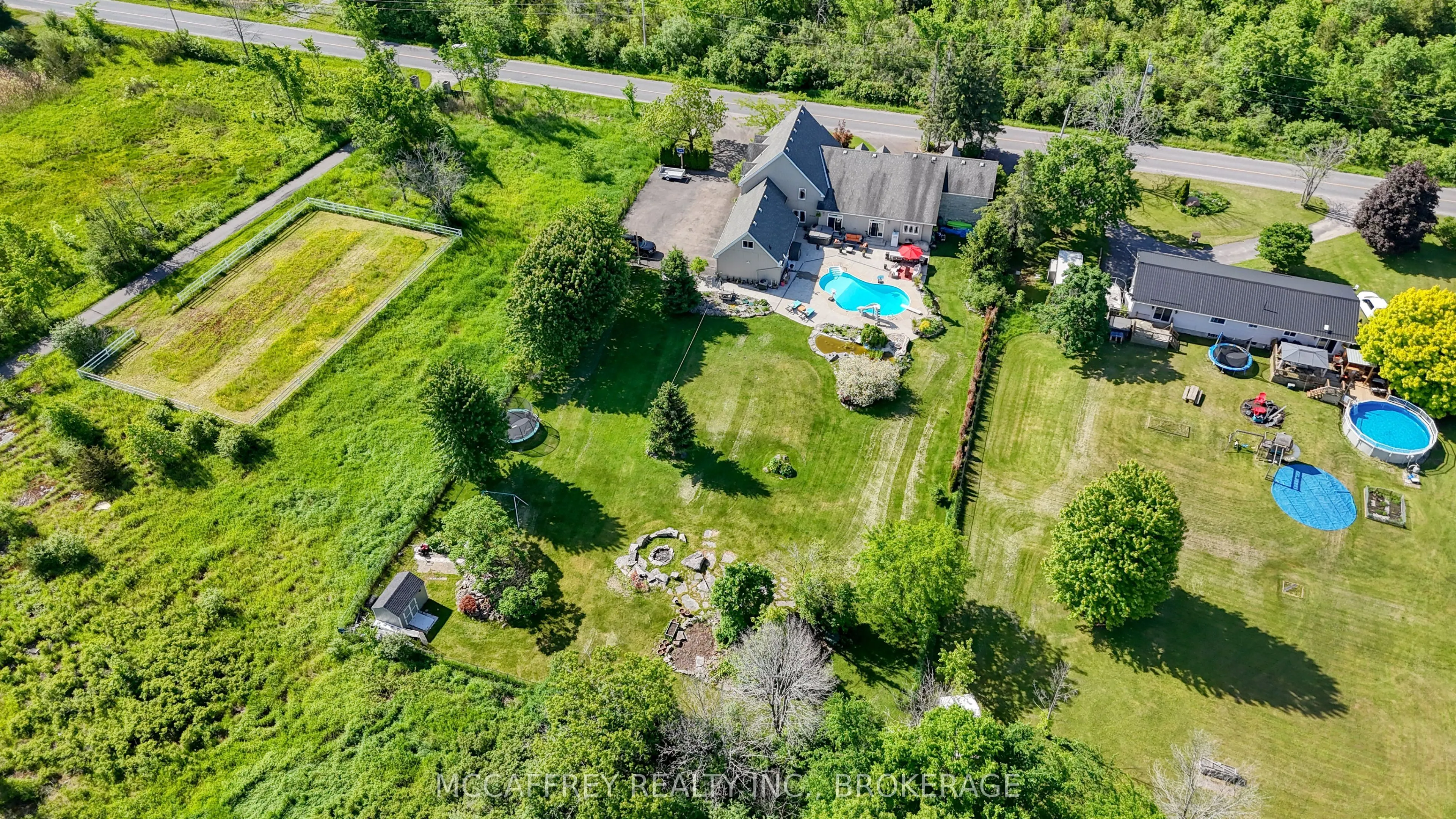 3994 HOWES Road