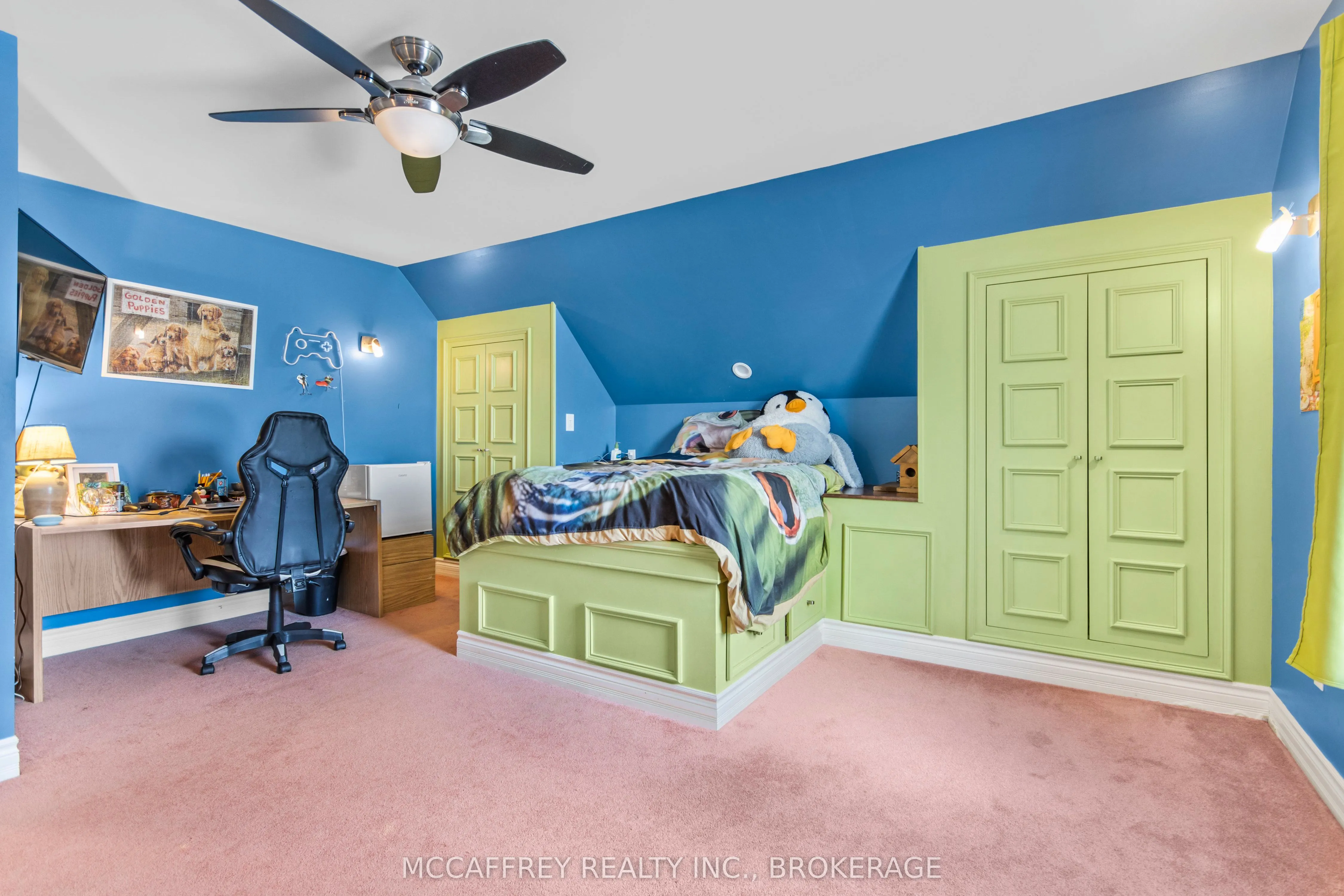 3994 HOWES Road