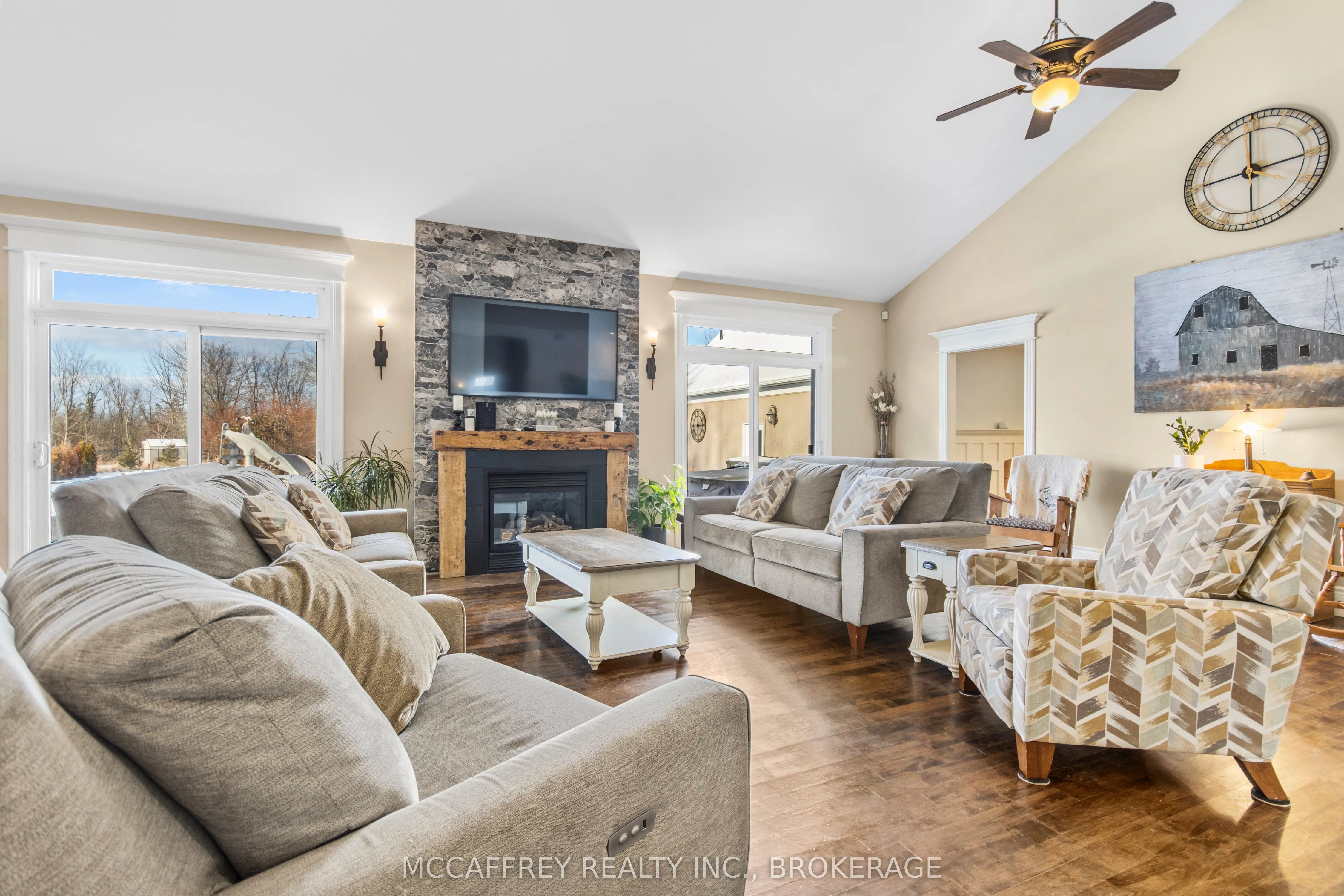 3994 HOWES Road