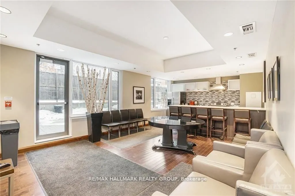 238 Besserer Street, #1109