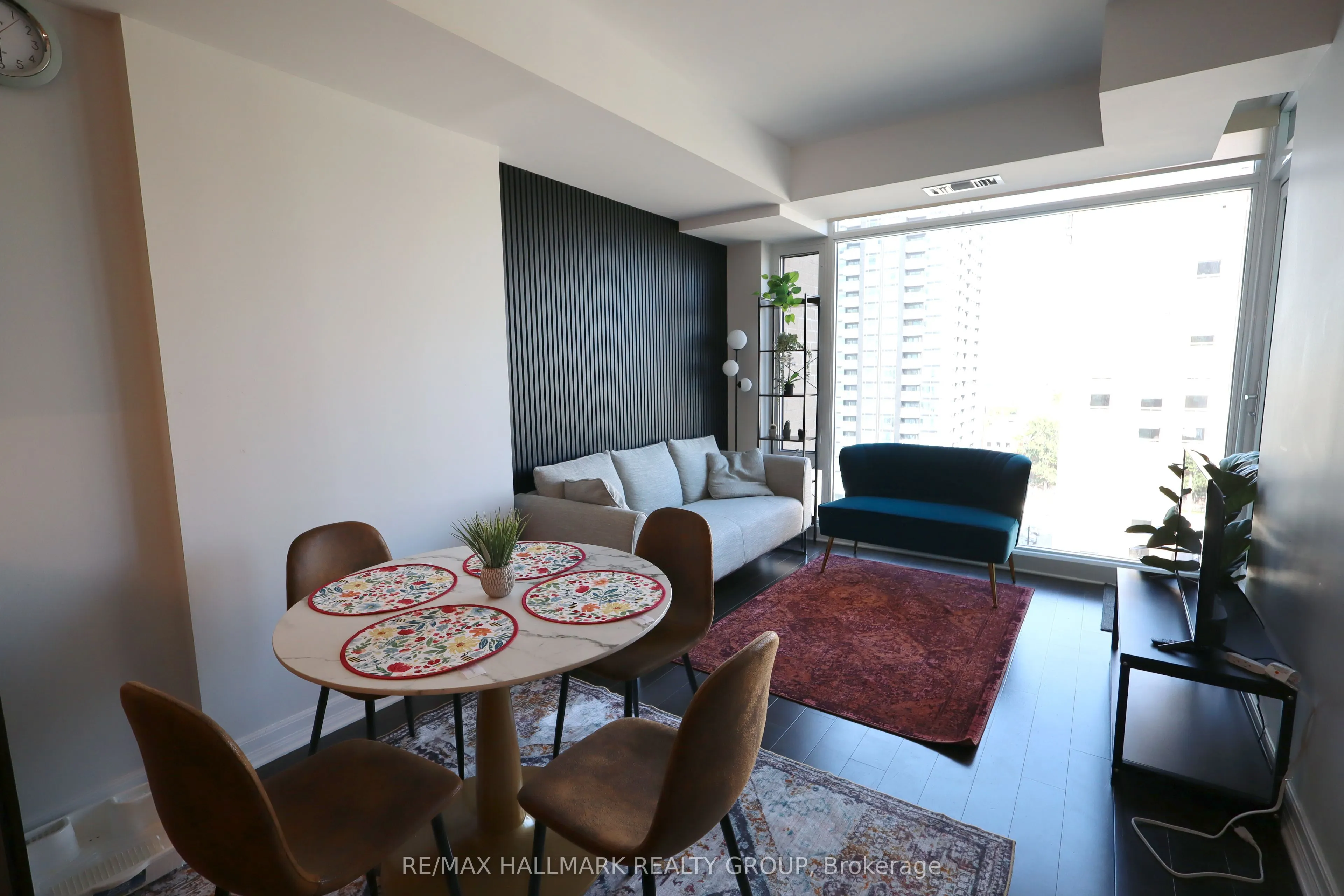 238 Besserer Street, #1109