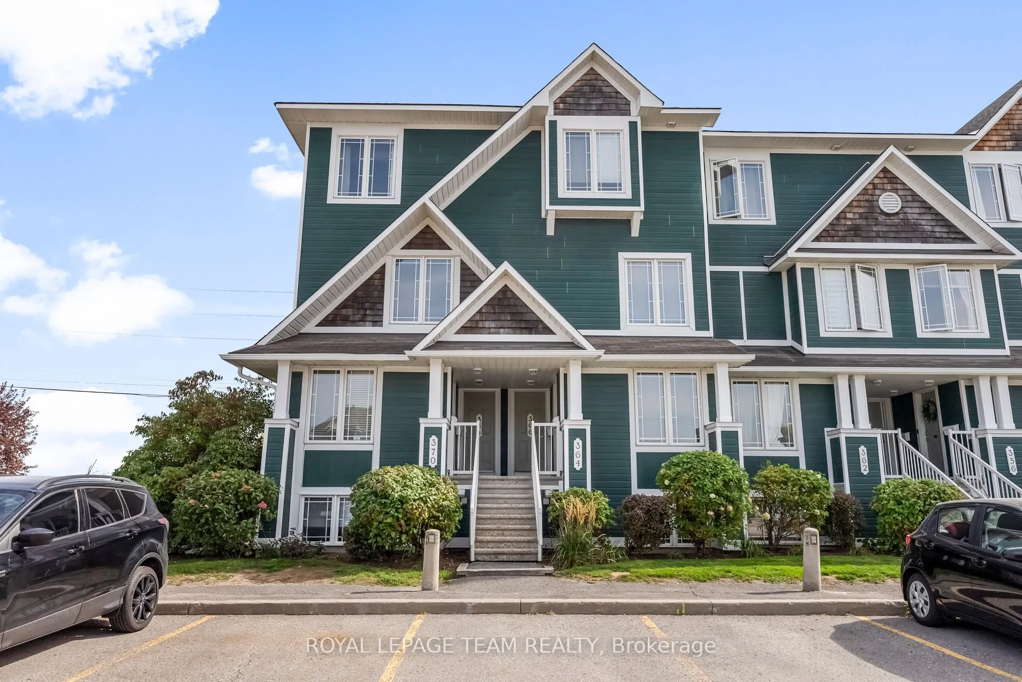 368 Crownridge Drive, #24