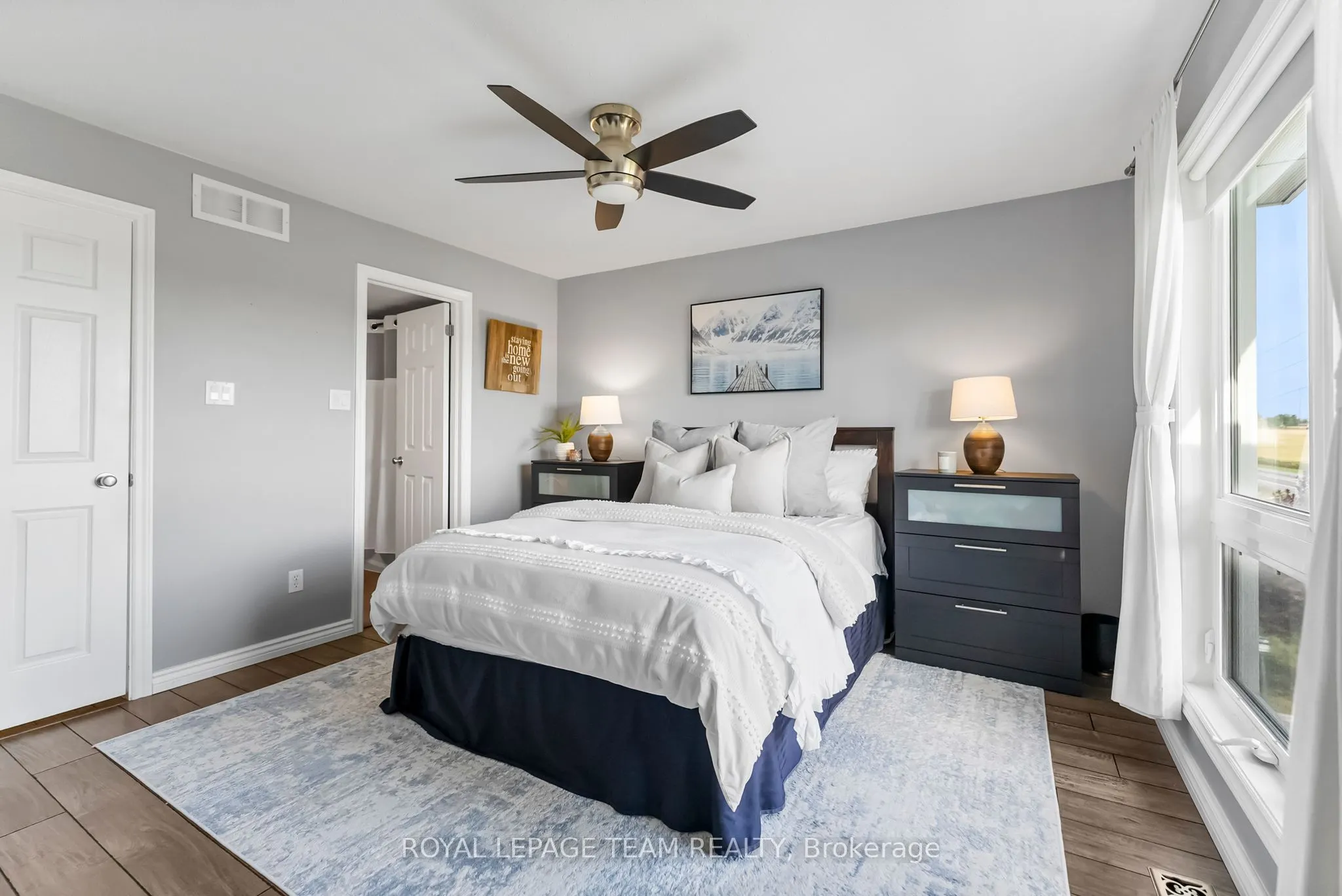 368 Crownridge Drive, #24