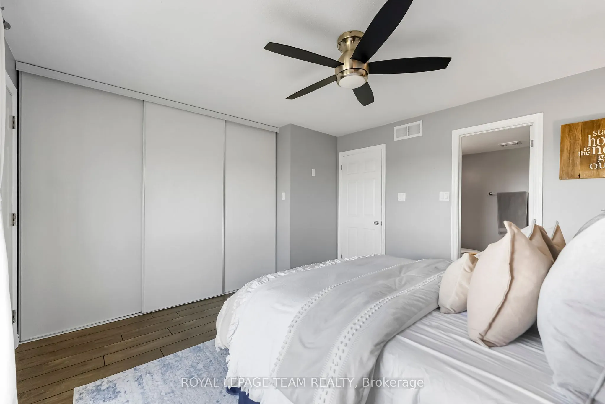368 Crownridge Drive, #24
