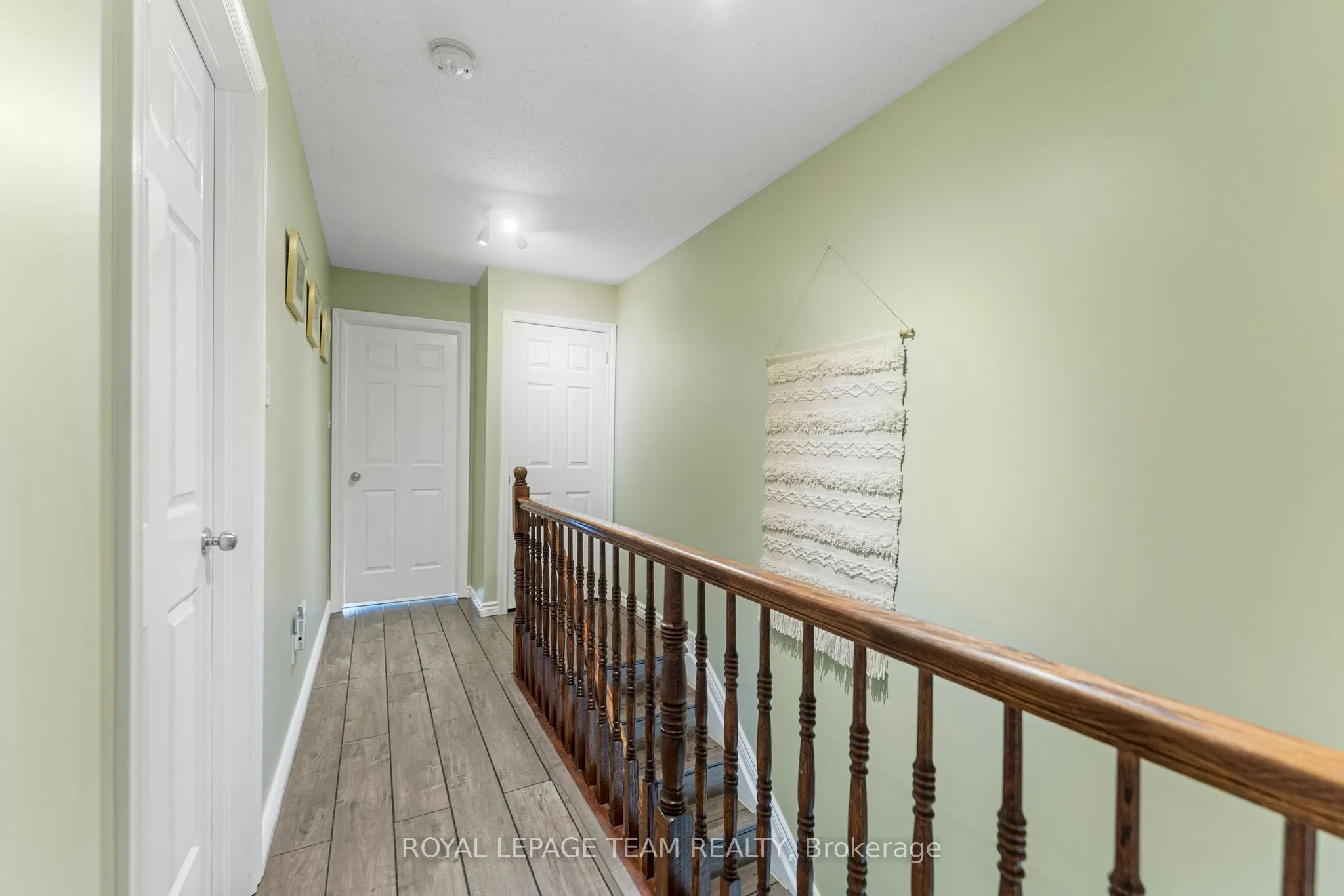 368 Crownridge Drive, #24