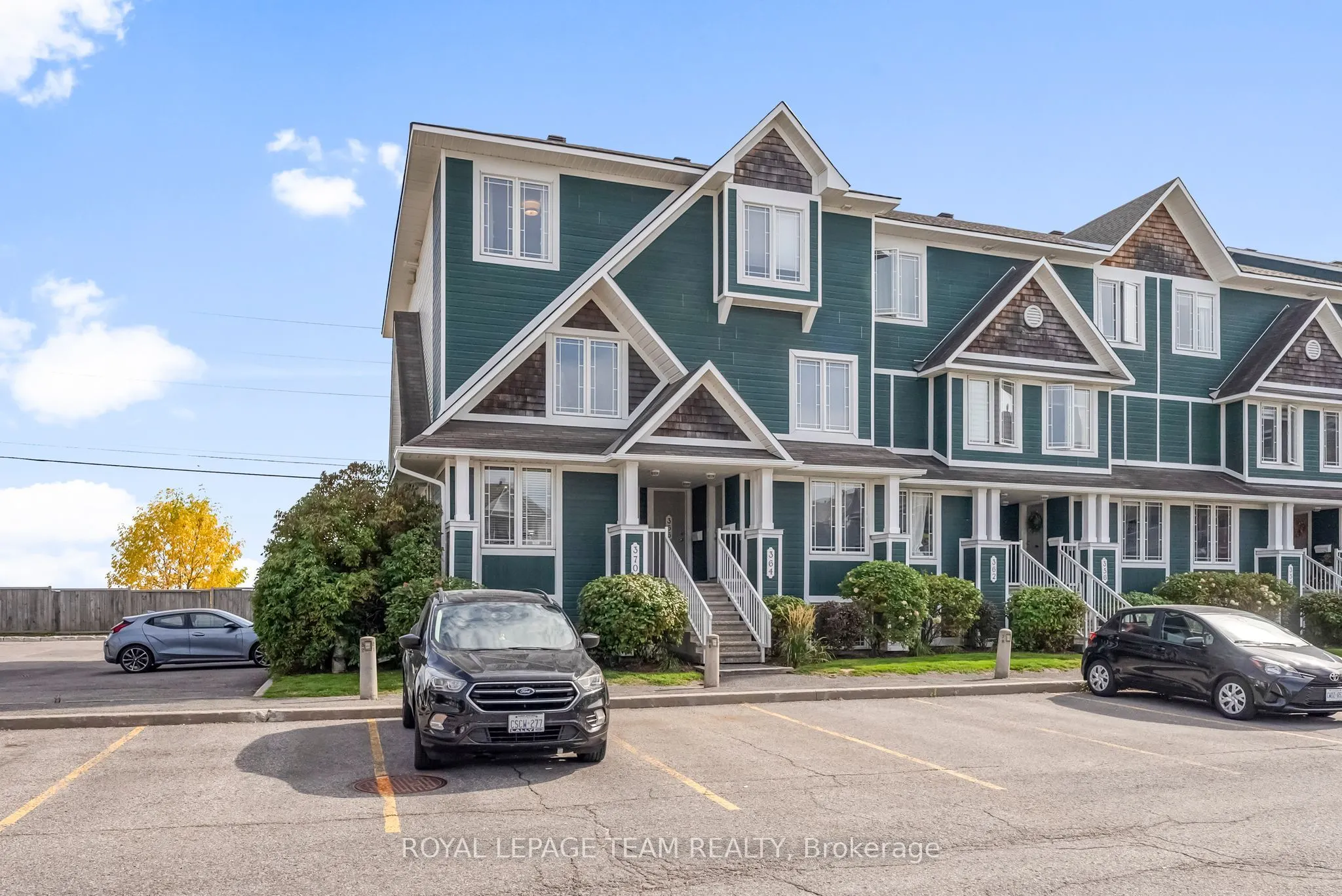 368 Crownridge Drive, #24