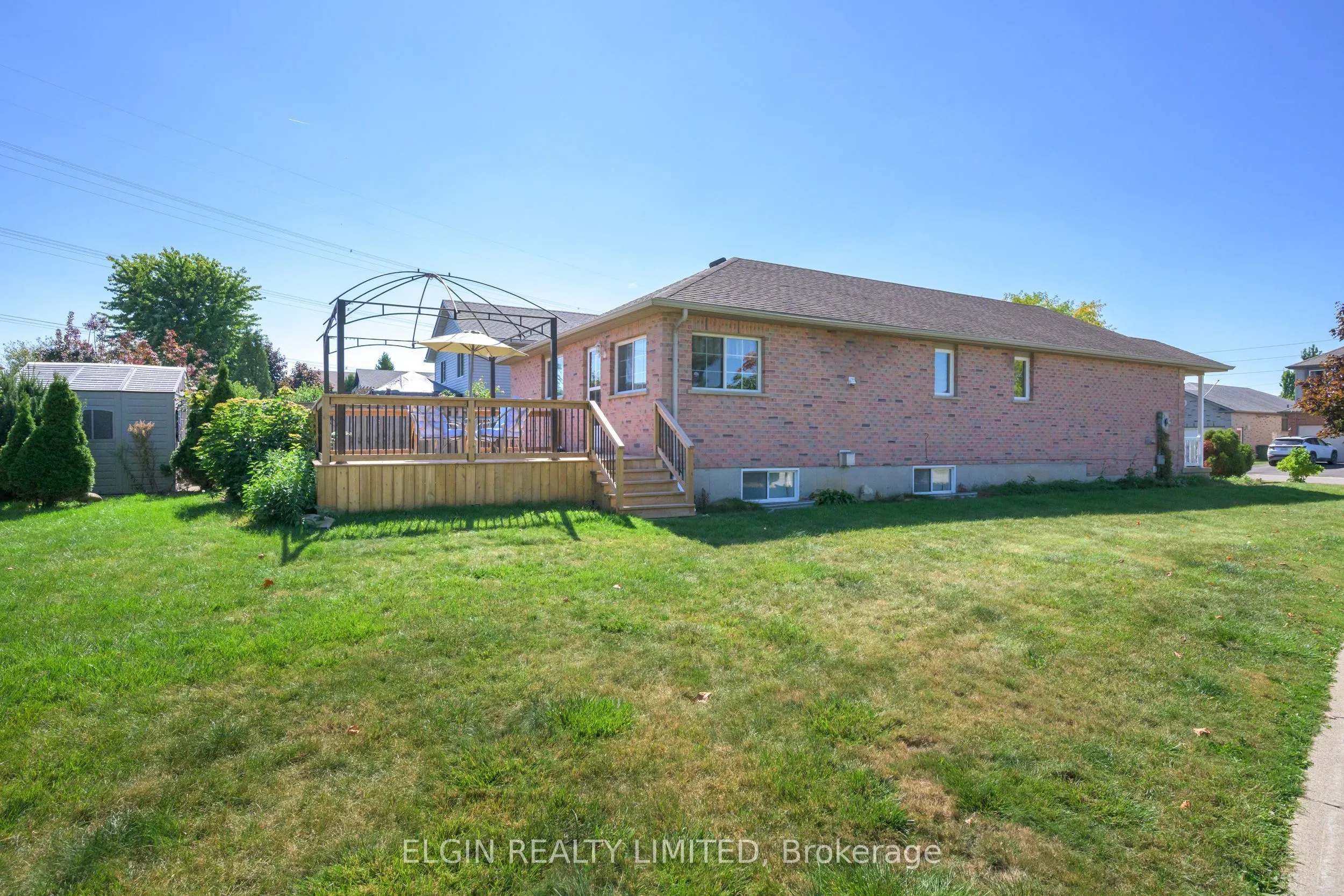 1 MAGNOLIA Court