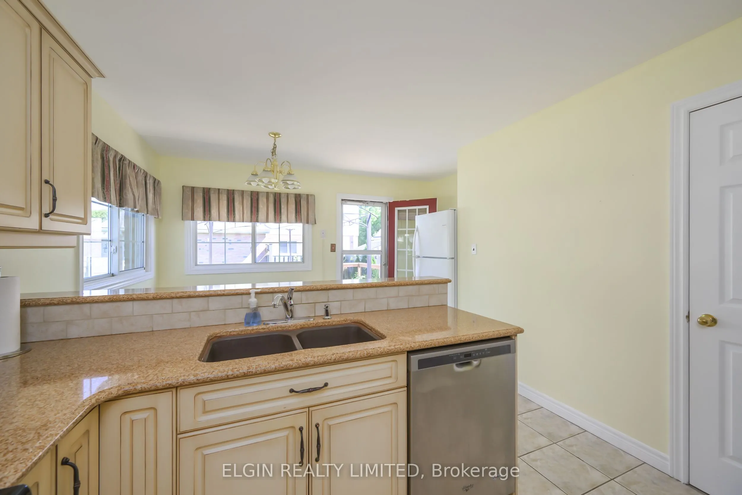 1 MAGNOLIA Court
