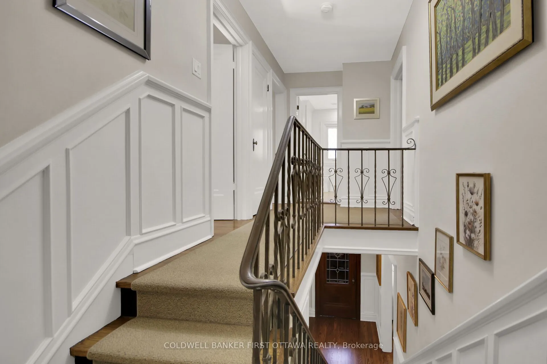 381 Huron Avenue S