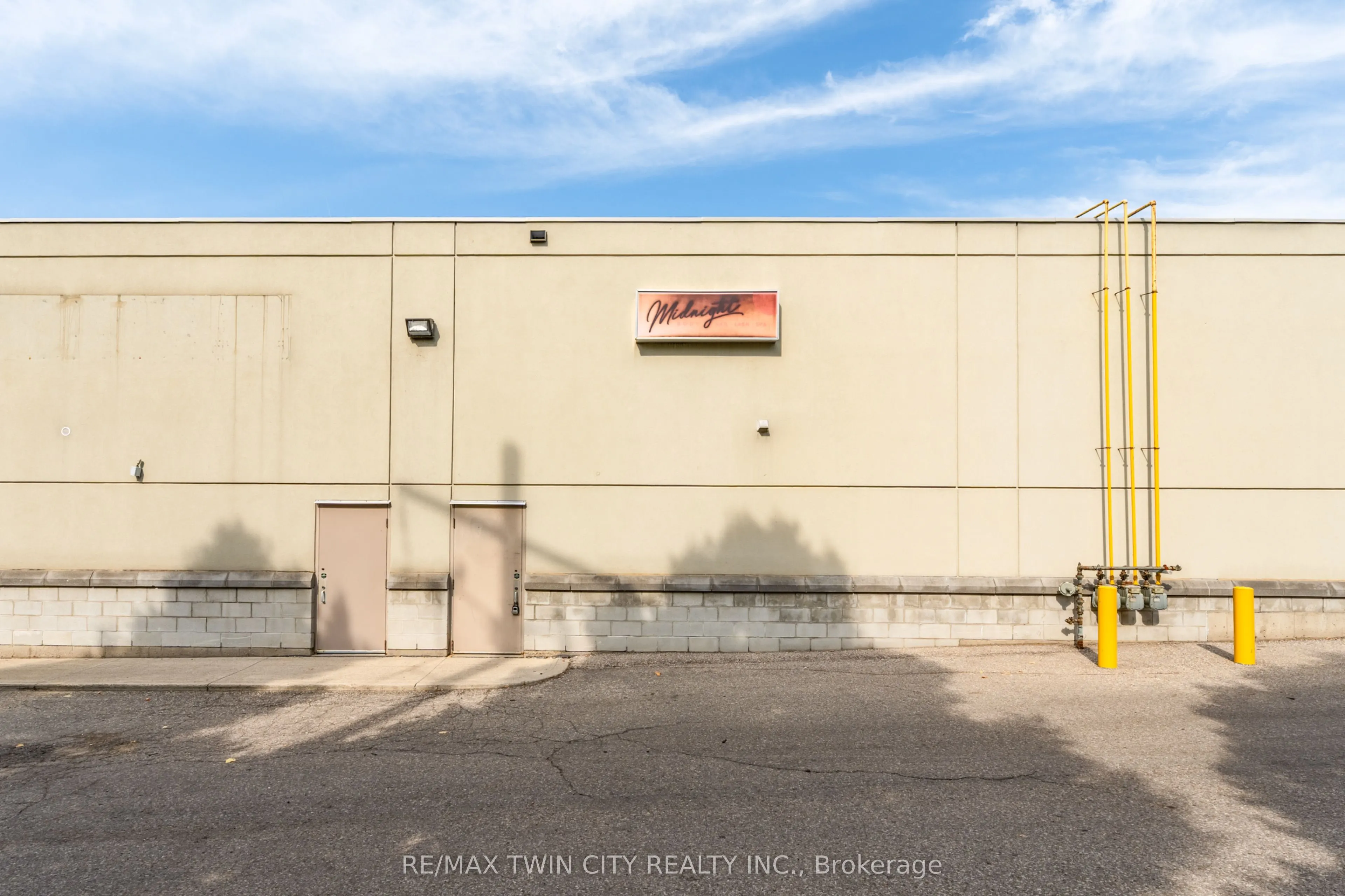 320 Colborne Street W, #13