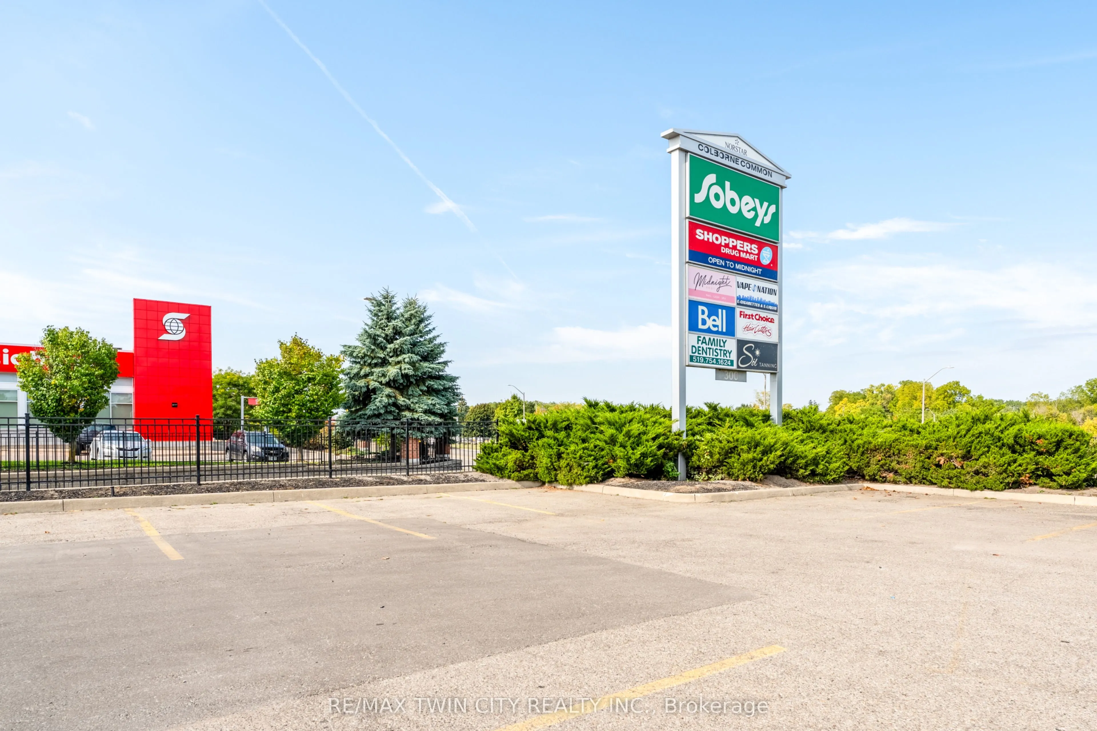 320 Colborne Street W, #13