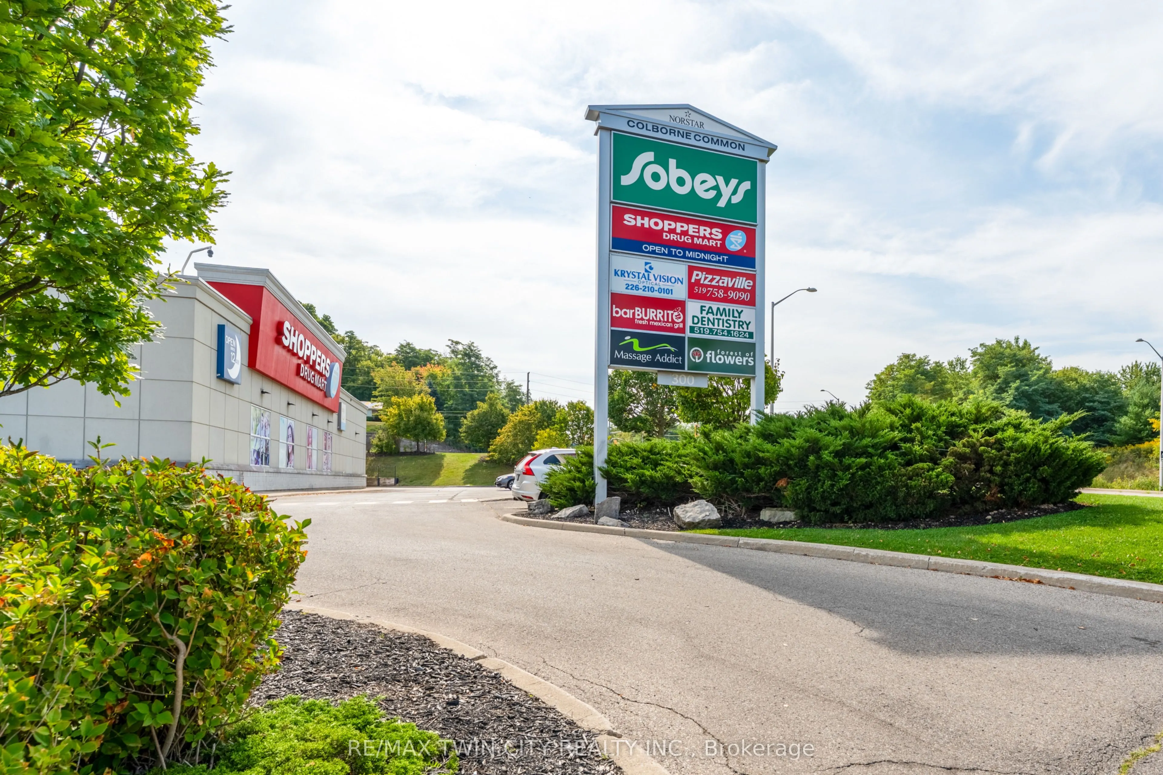 320 Colborne Street W, #13