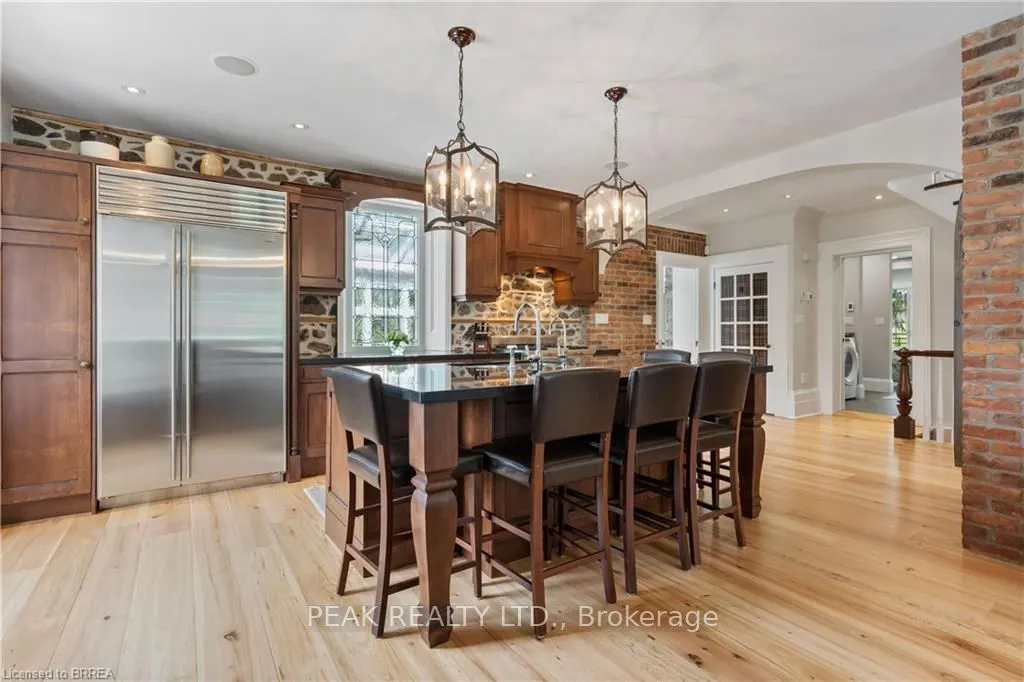 143 East River Road