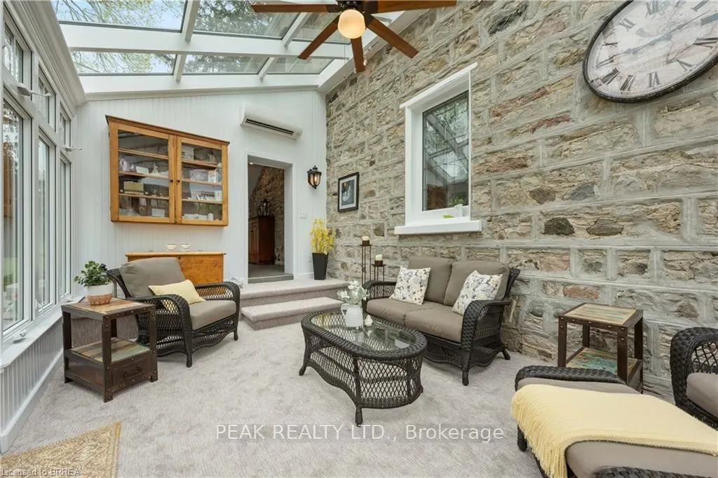 143 East River Road