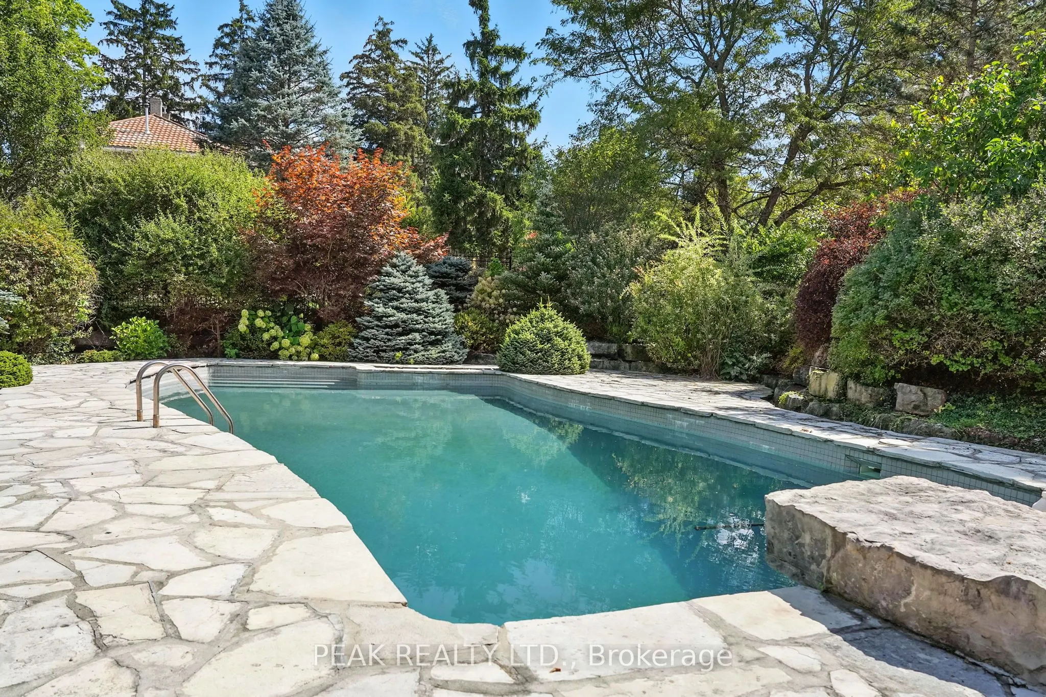 143 East River Road