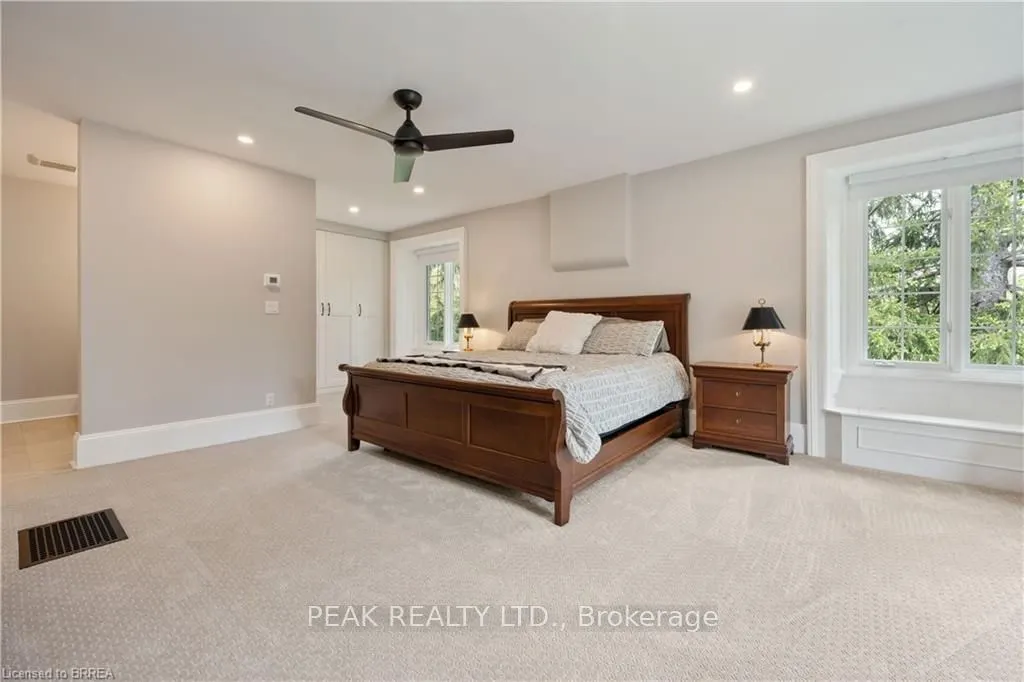 143 East River Road