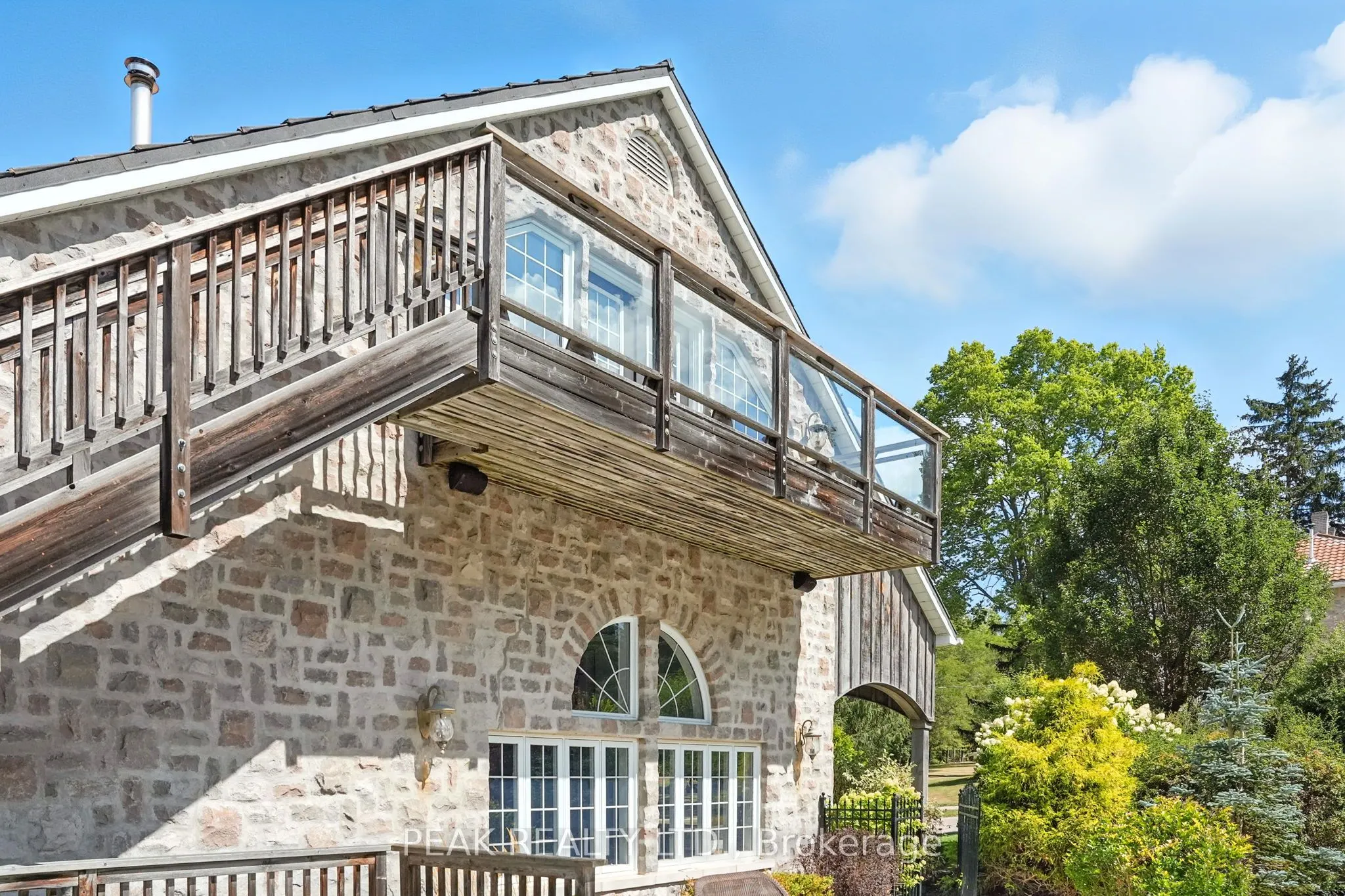 143 East River Road