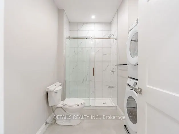 659 Donat Street, #101