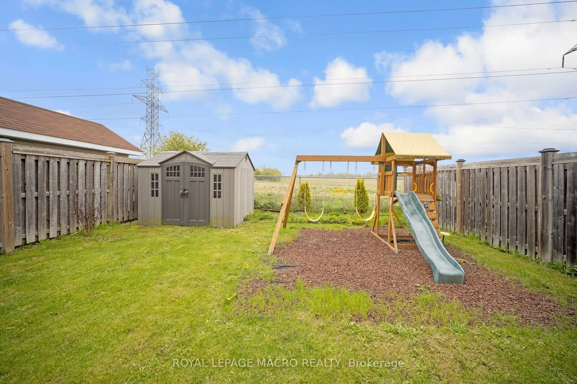 115 Pelech Crescent