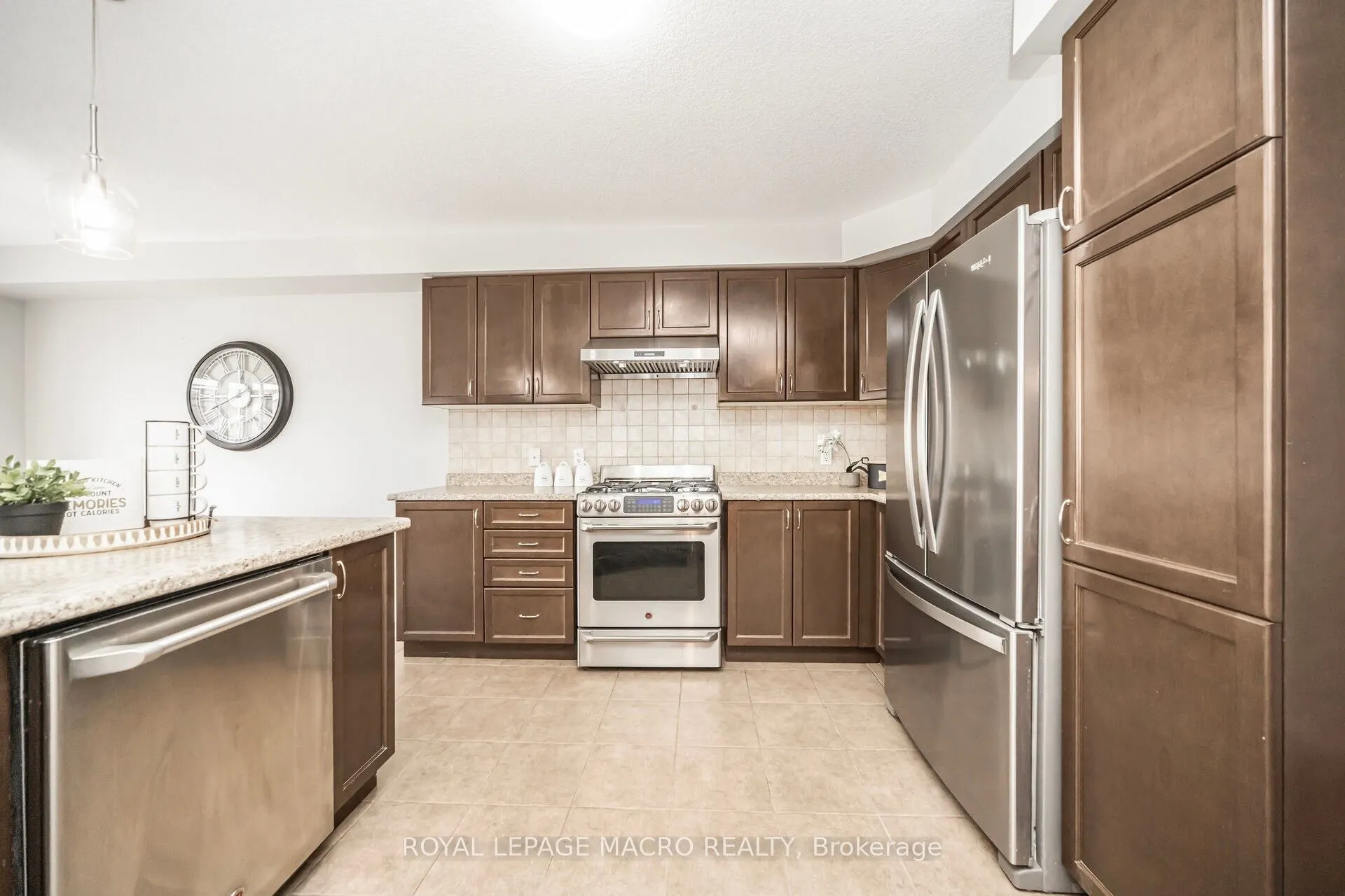 115 Pelech Crescent