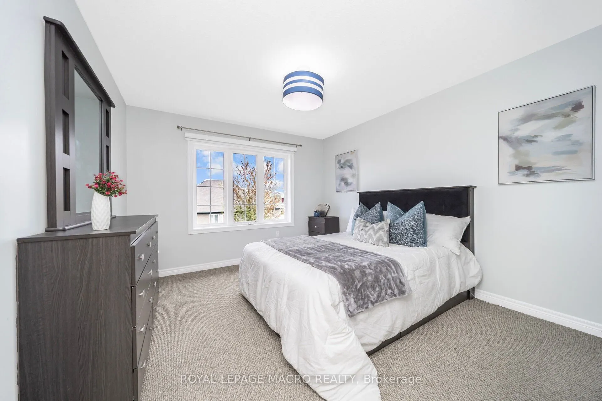 115 Pelech Crescent