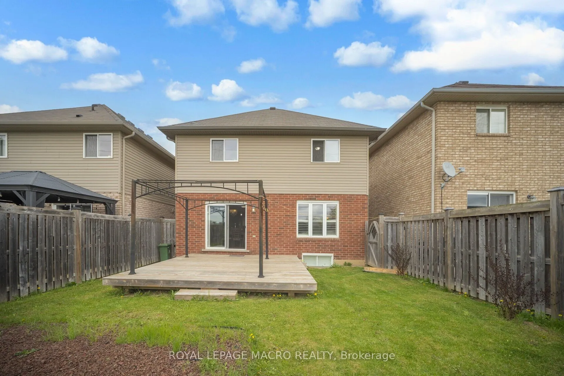 115 Pelech Crescent