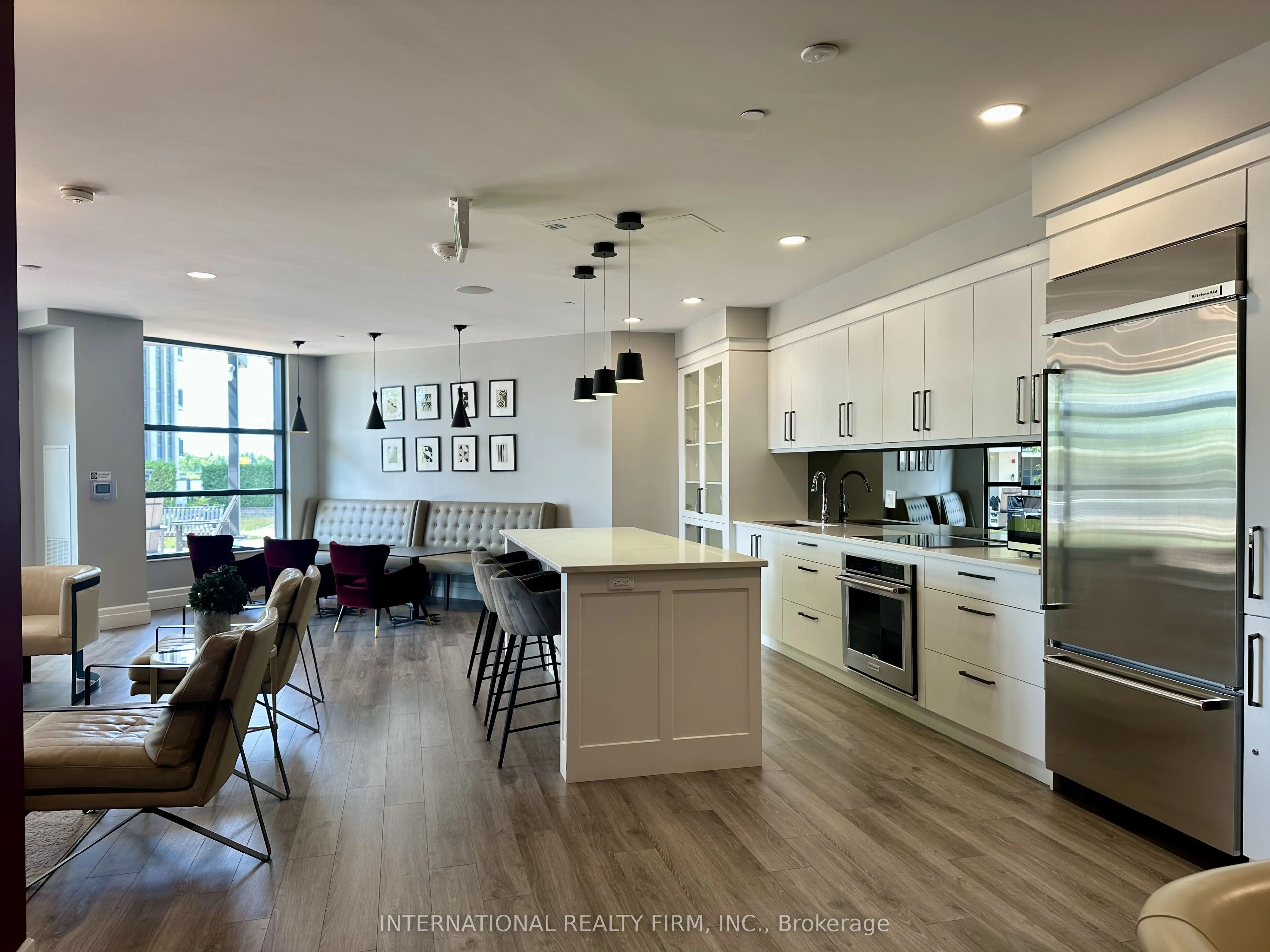 155 Caroline Street S, #08