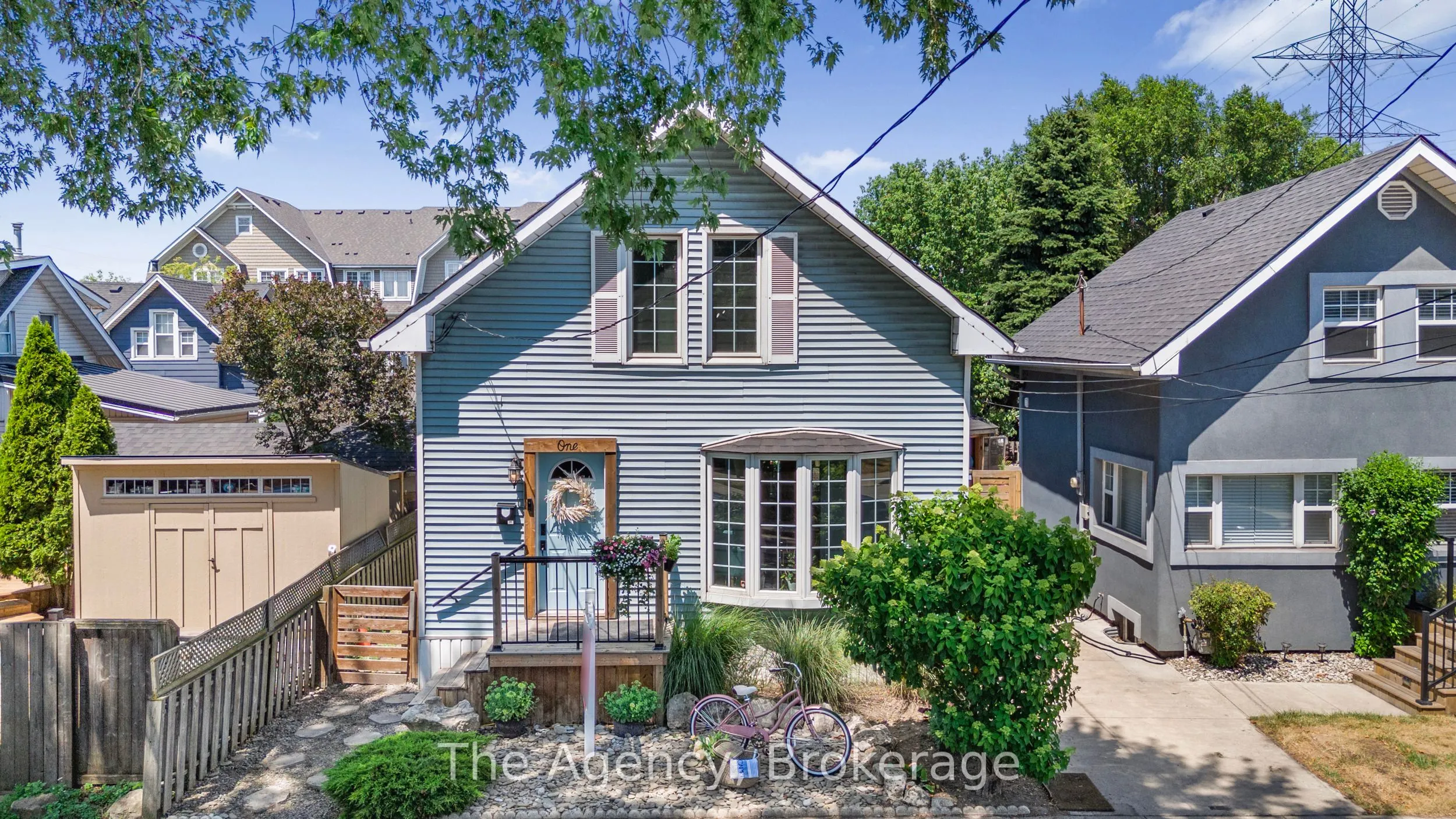 1 Mareve Avenue