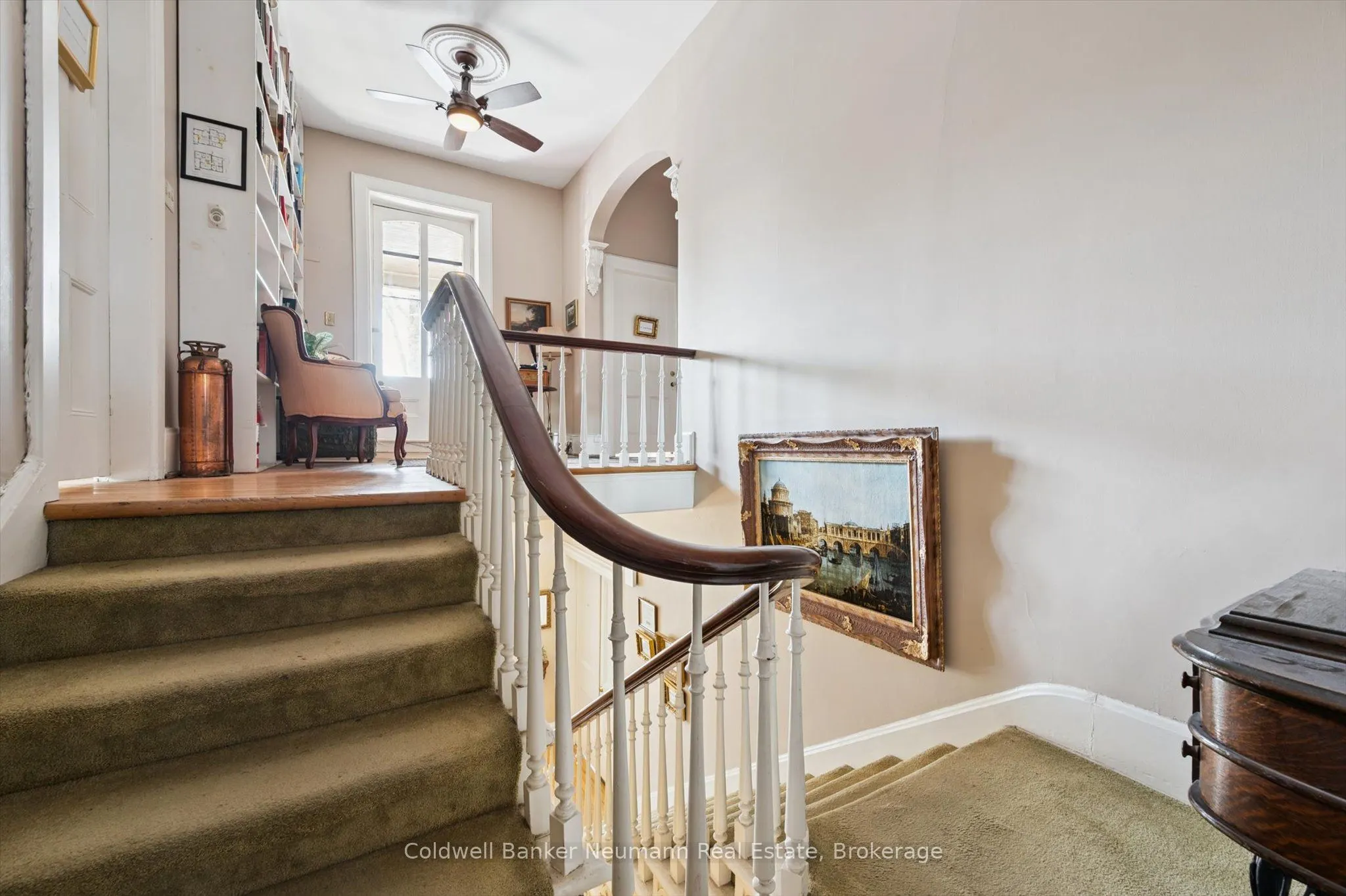 221 WOOLWICH Street