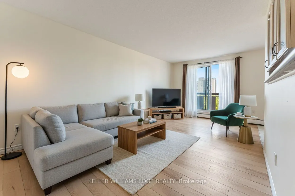 851 Queenston Road, #802