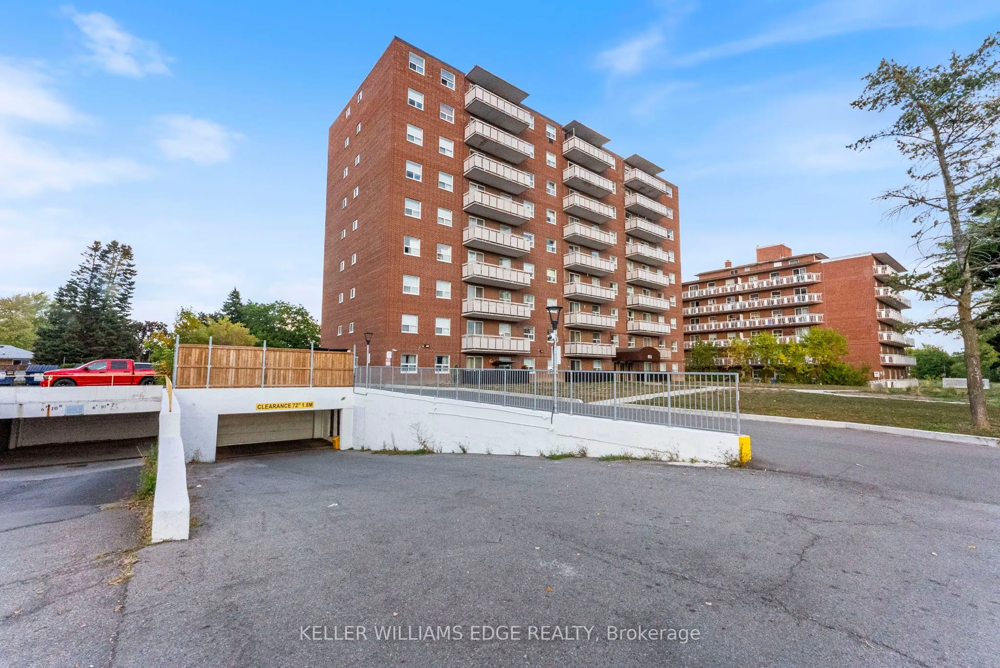 851 Queenston Road, #802
