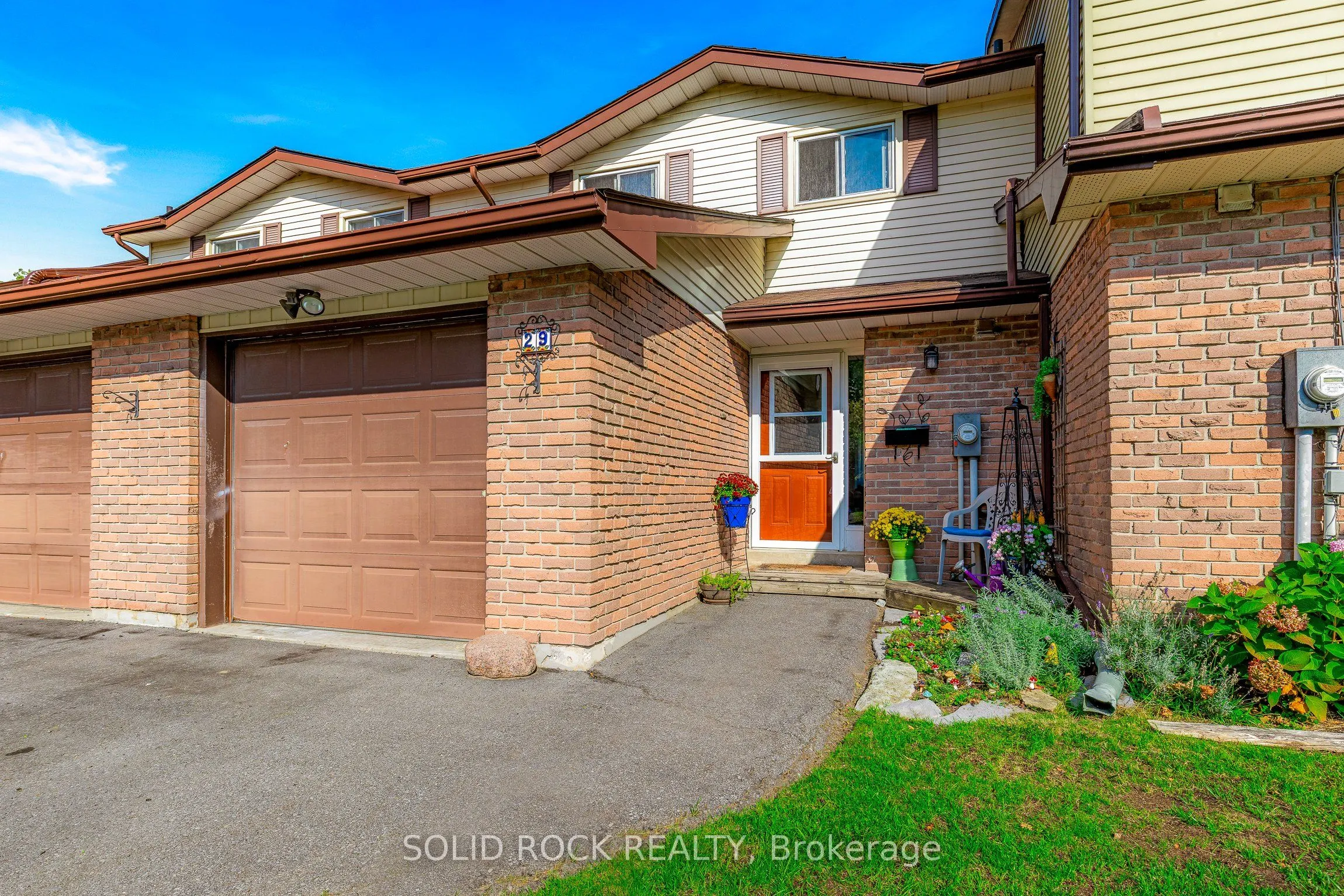 29 Windfield Crescent