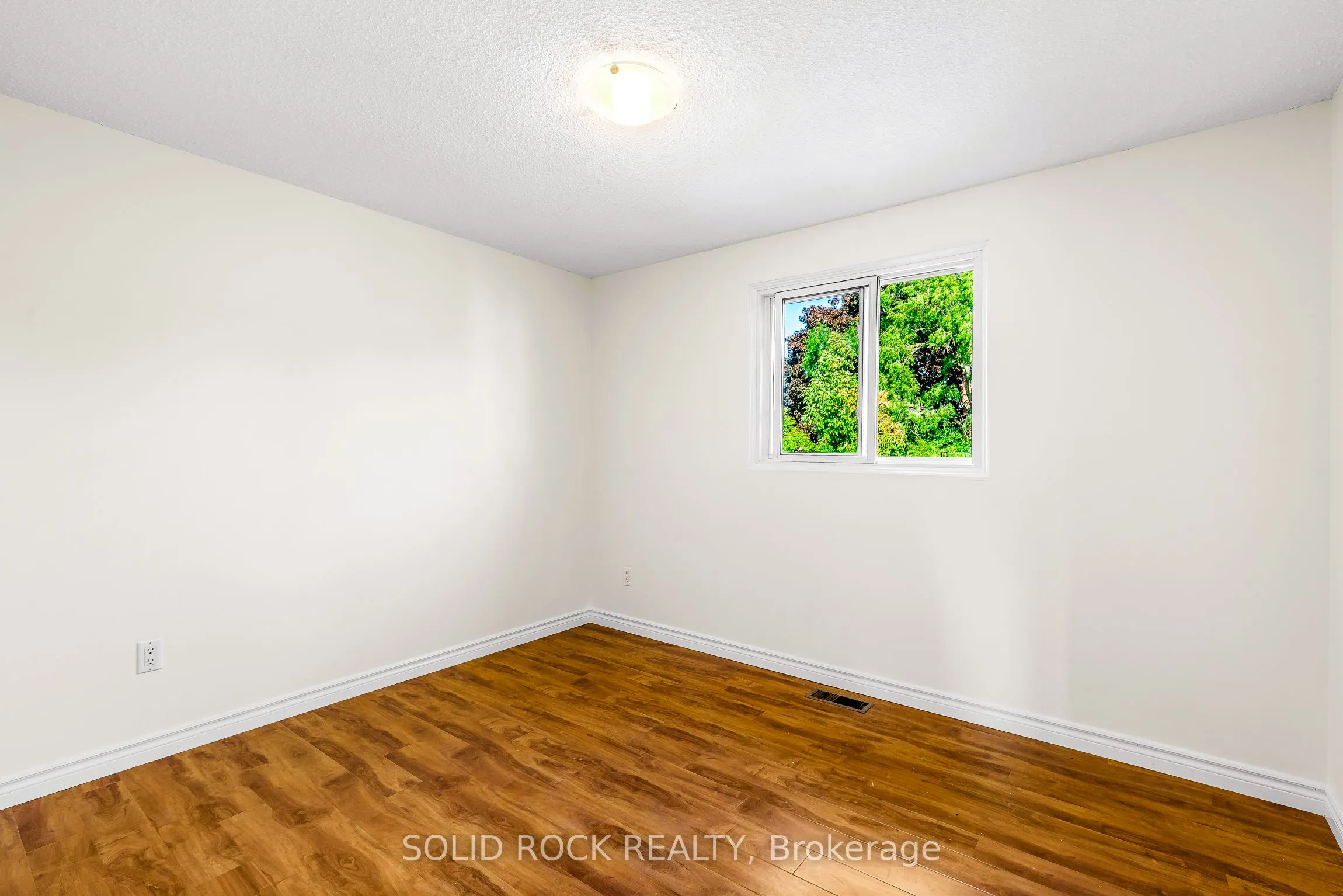 29 Windfield Crescent