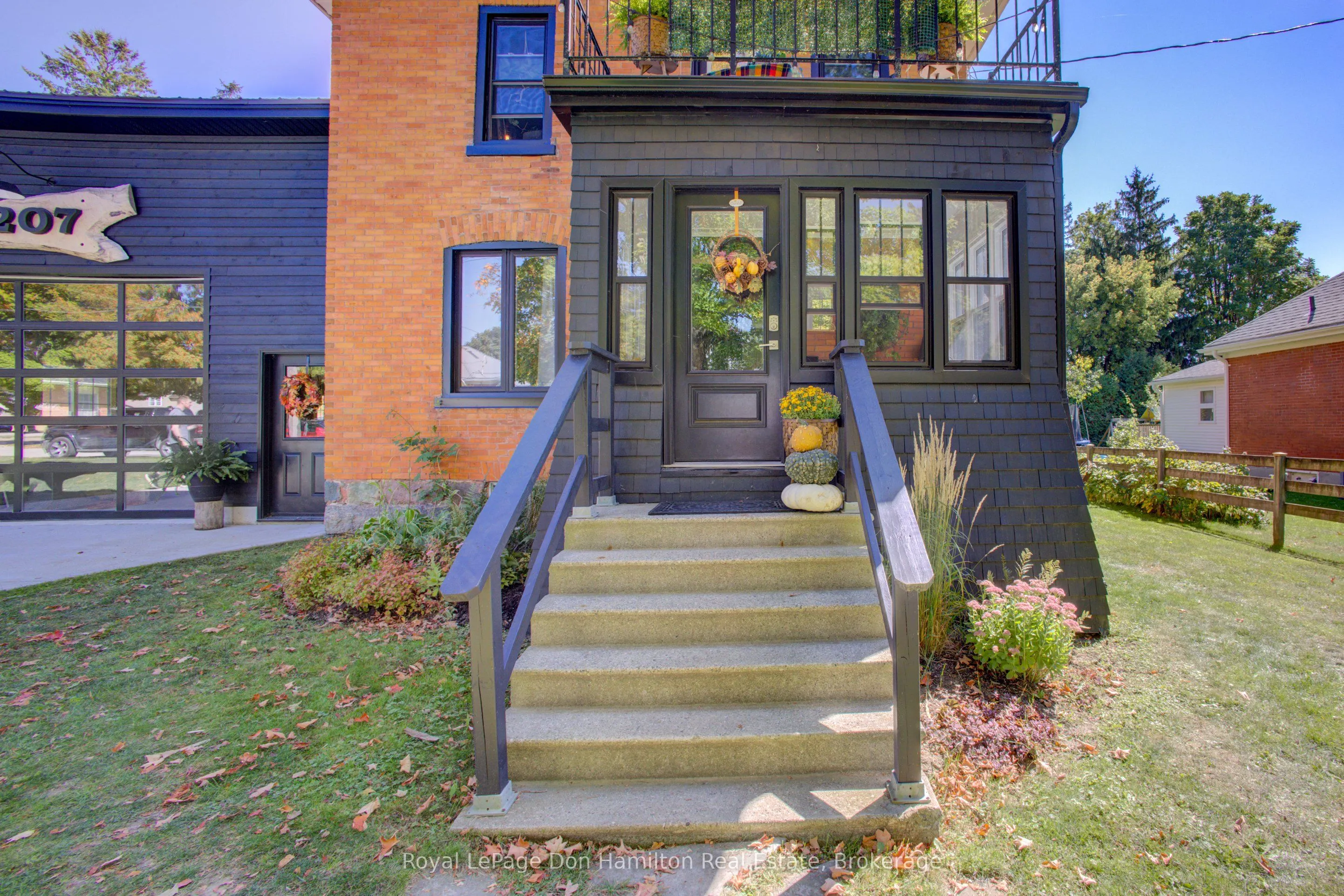 207 King Street