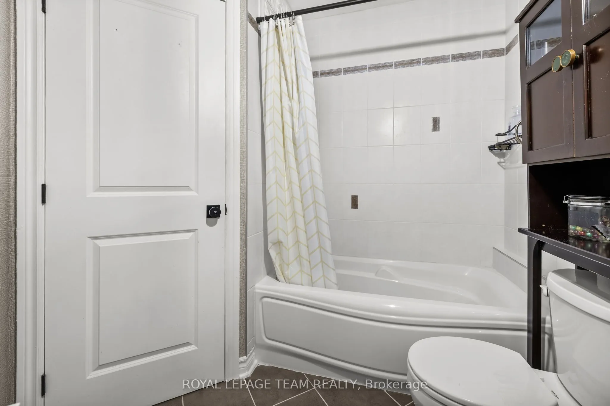 500 Claridge Drive, #203