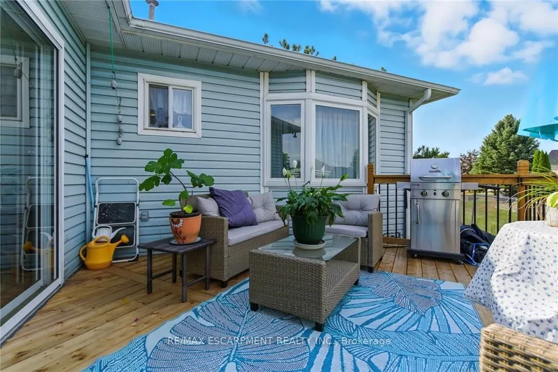 360 Silverbirch Boulevard, #16