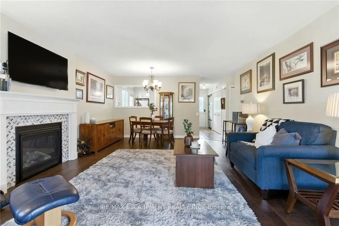 360 Silverbirch Boulevard, #16