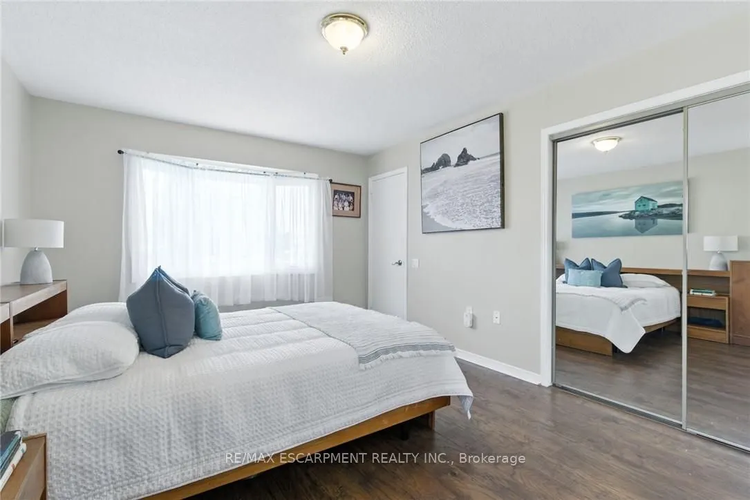 360 Silverbirch Boulevard, #16