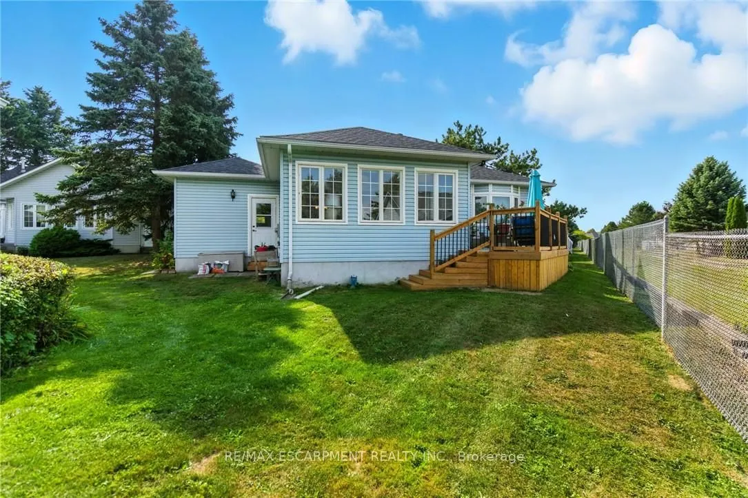 360 Silverbirch Boulevard, #16