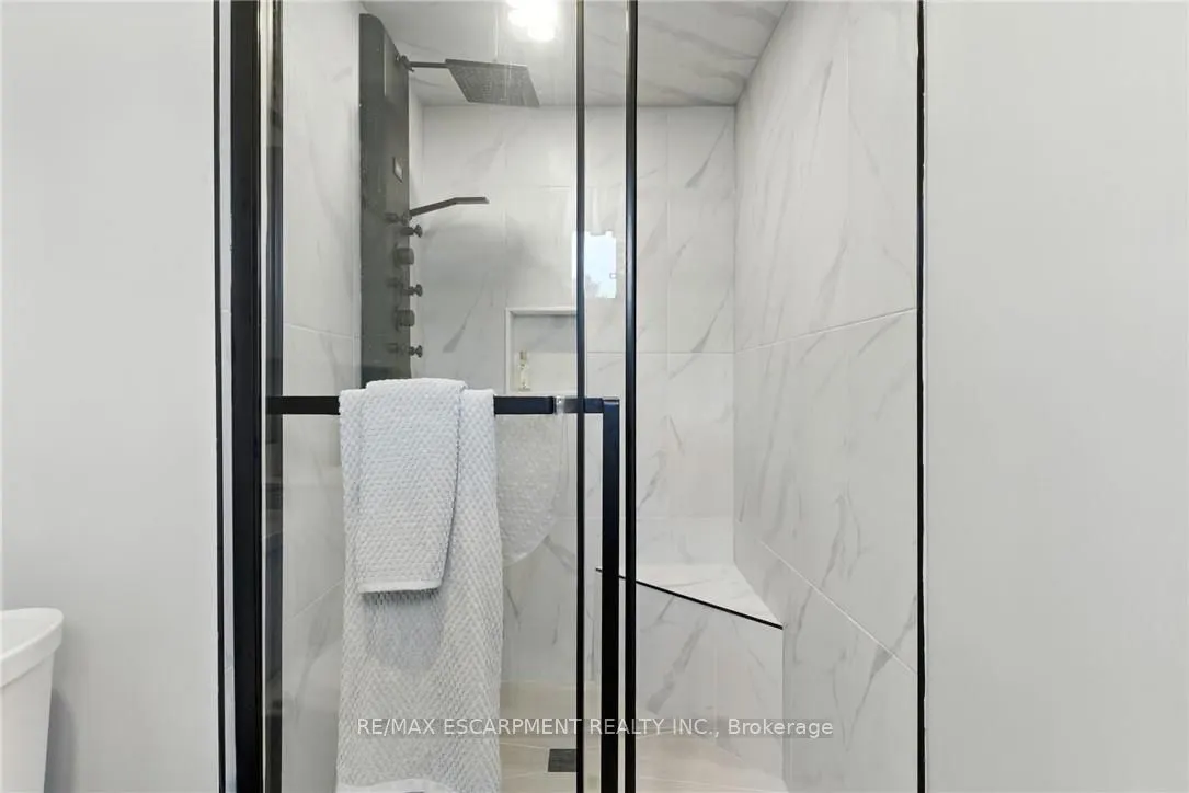 360 Silverbirch Boulevard, #16