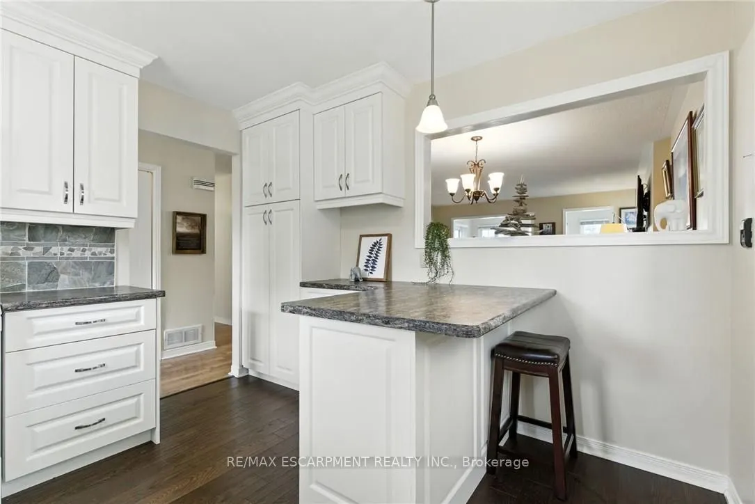 360 Silverbirch Boulevard, #16