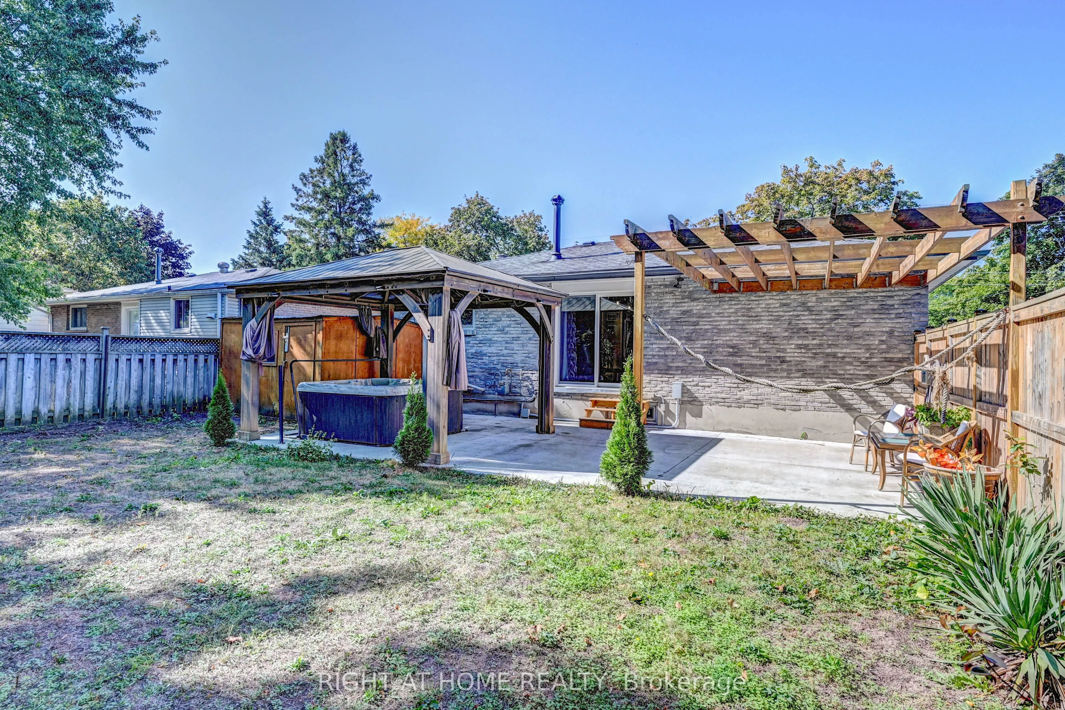 137 Country Club Drive