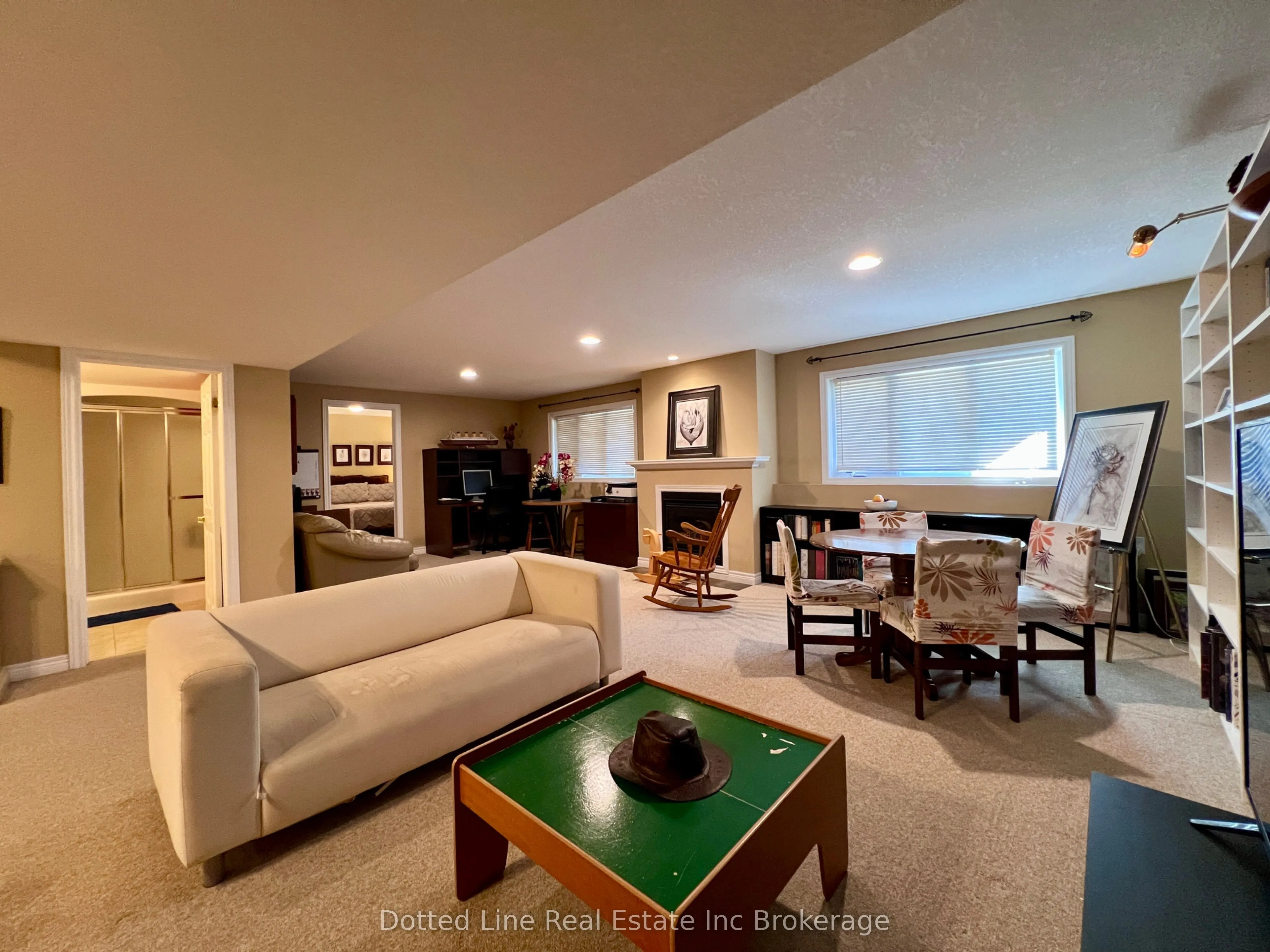 500 Lakeview Drive, #11
