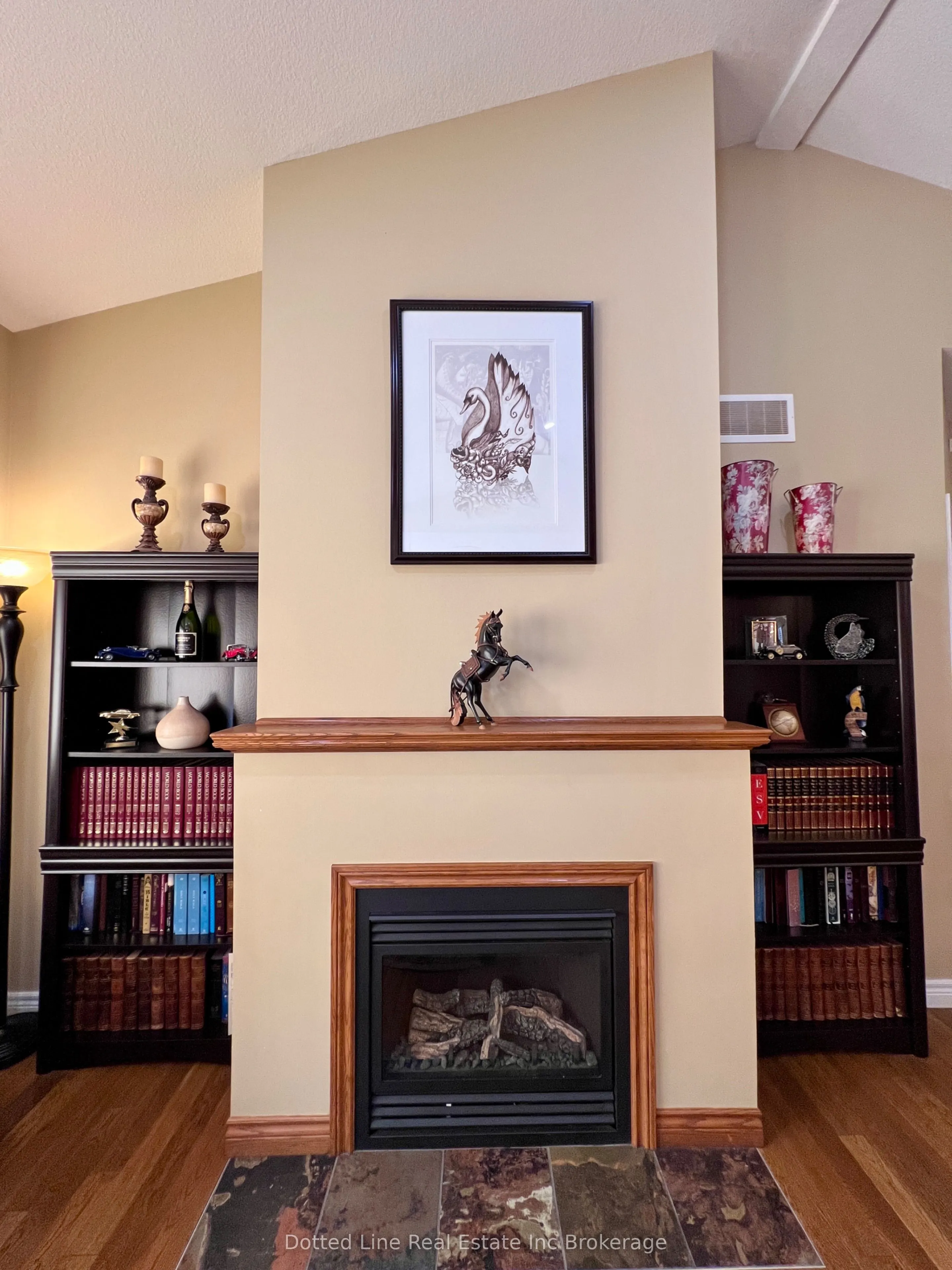 500 Lakeview Drive, #11